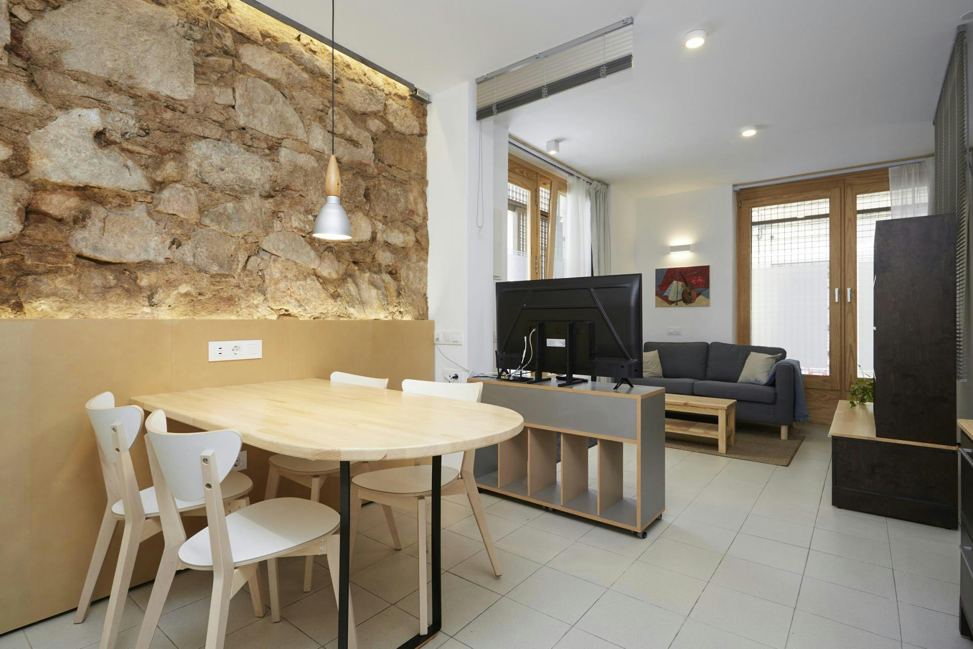 Apartment for rent for €1,350 per month in Barcelona, Carrer de Sant Marc