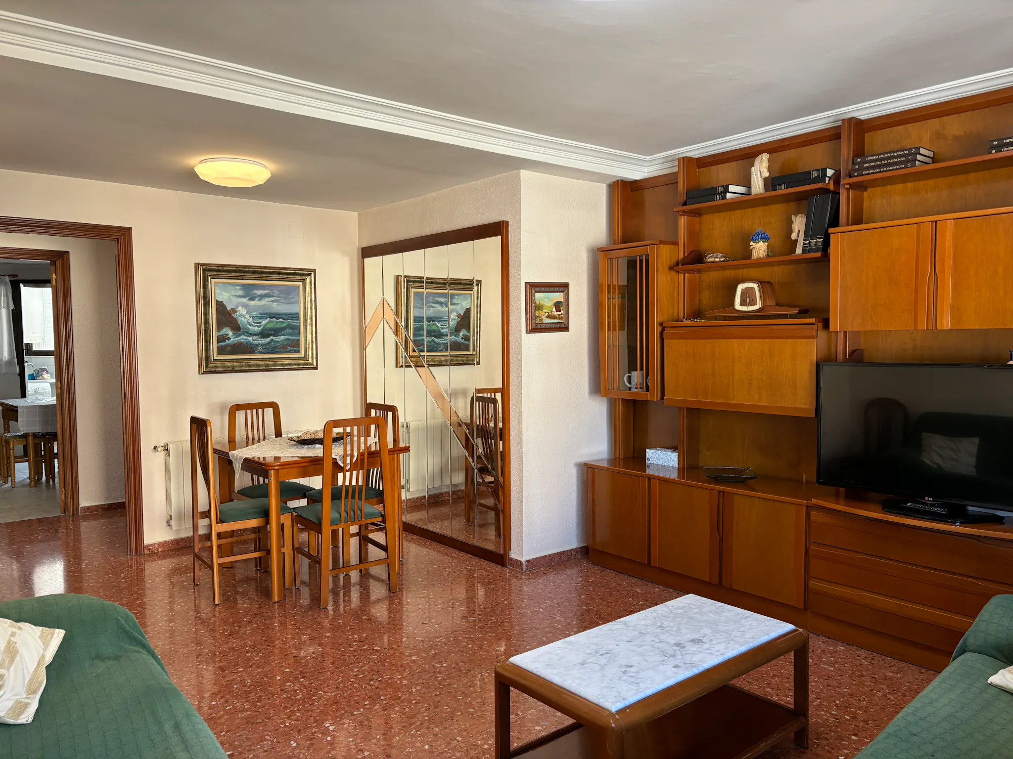 Carrer de Fontilles, Valencia preview