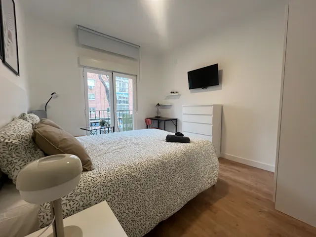 Private room in Avenida de Oporto, Madrid (1599565) room image 1