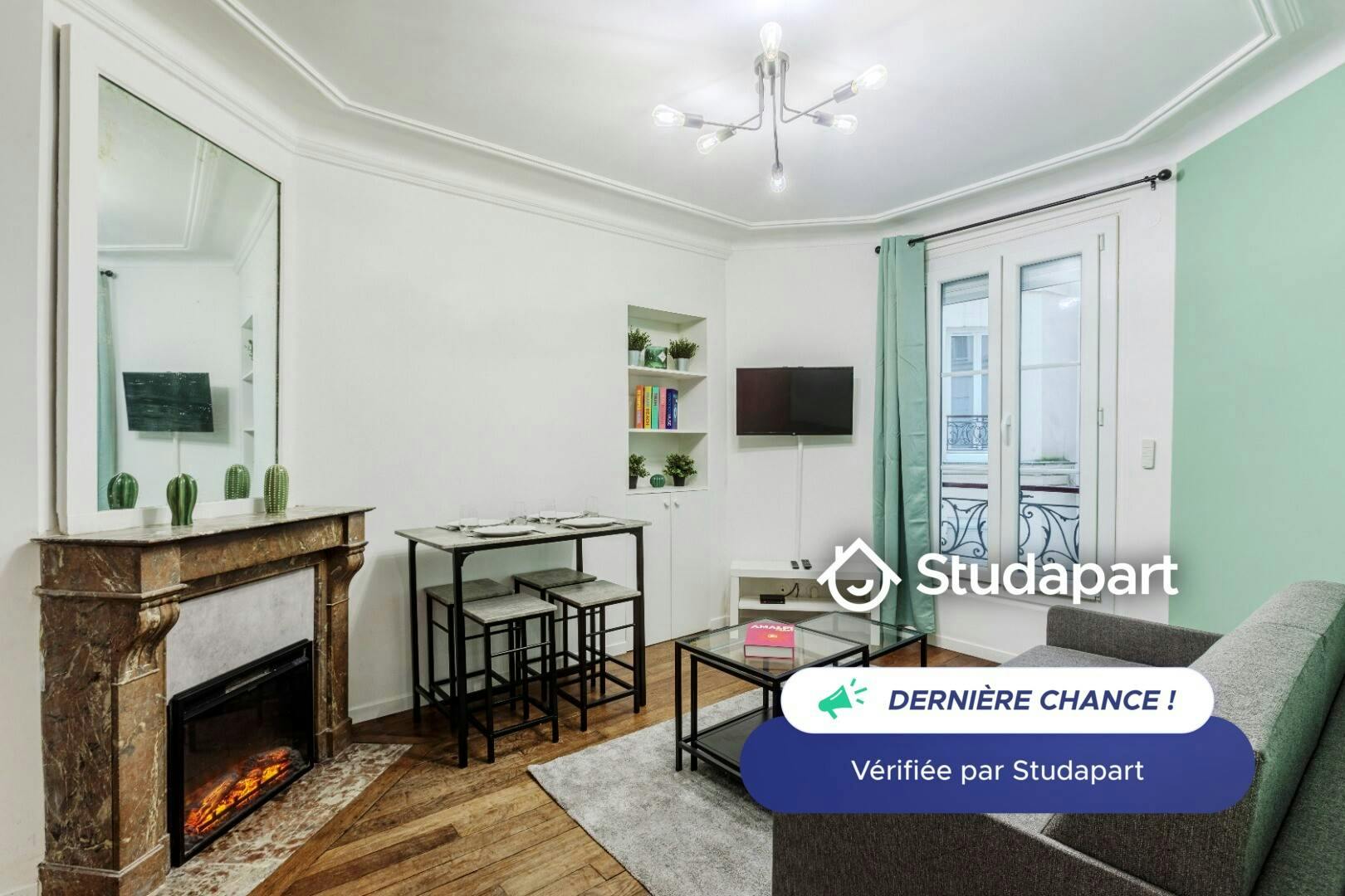 Apartment for rent for €2,899 per month in Paris, Rue Hermel