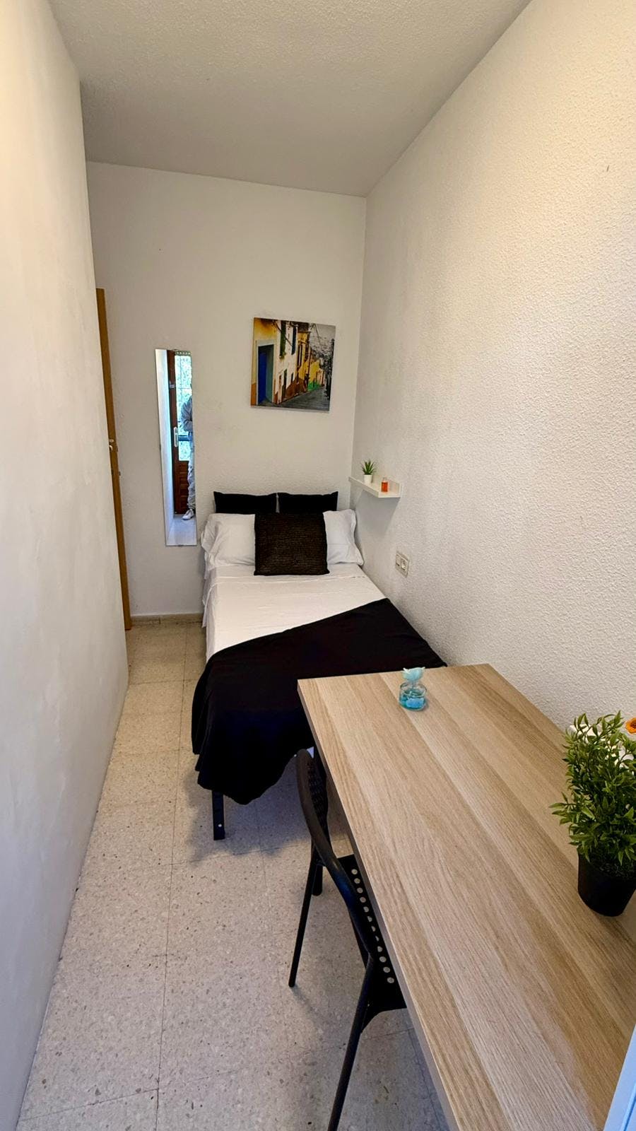 Calle Periodista Luis de Vicente, Granada preview