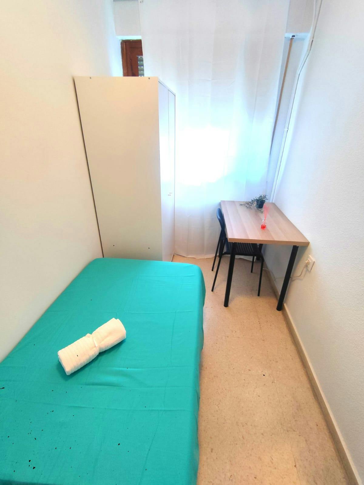Apartment Granada, 1 bed, 9m² — photo 6