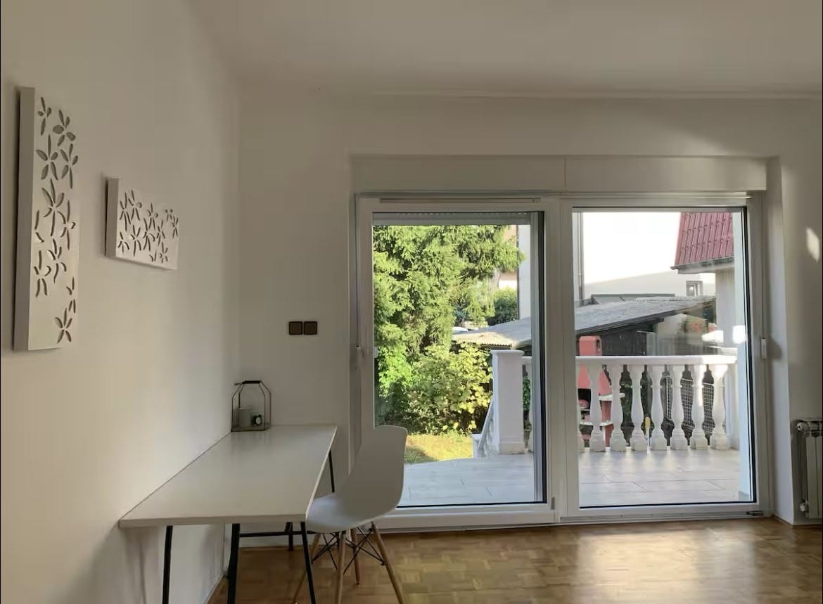 Quarto privado para alugar por € 400 por mês em Ljubljana, Smrekarjeva ulica