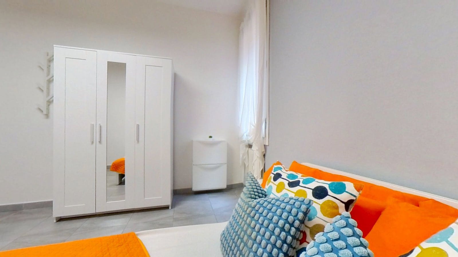 Single room Modena, 1 bed, 11m² — photo 15