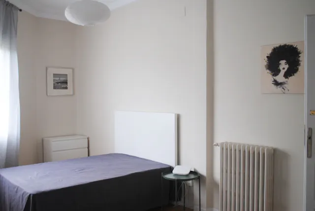 Private room in Calle de Serrano, Madrid (1600009) room image 2