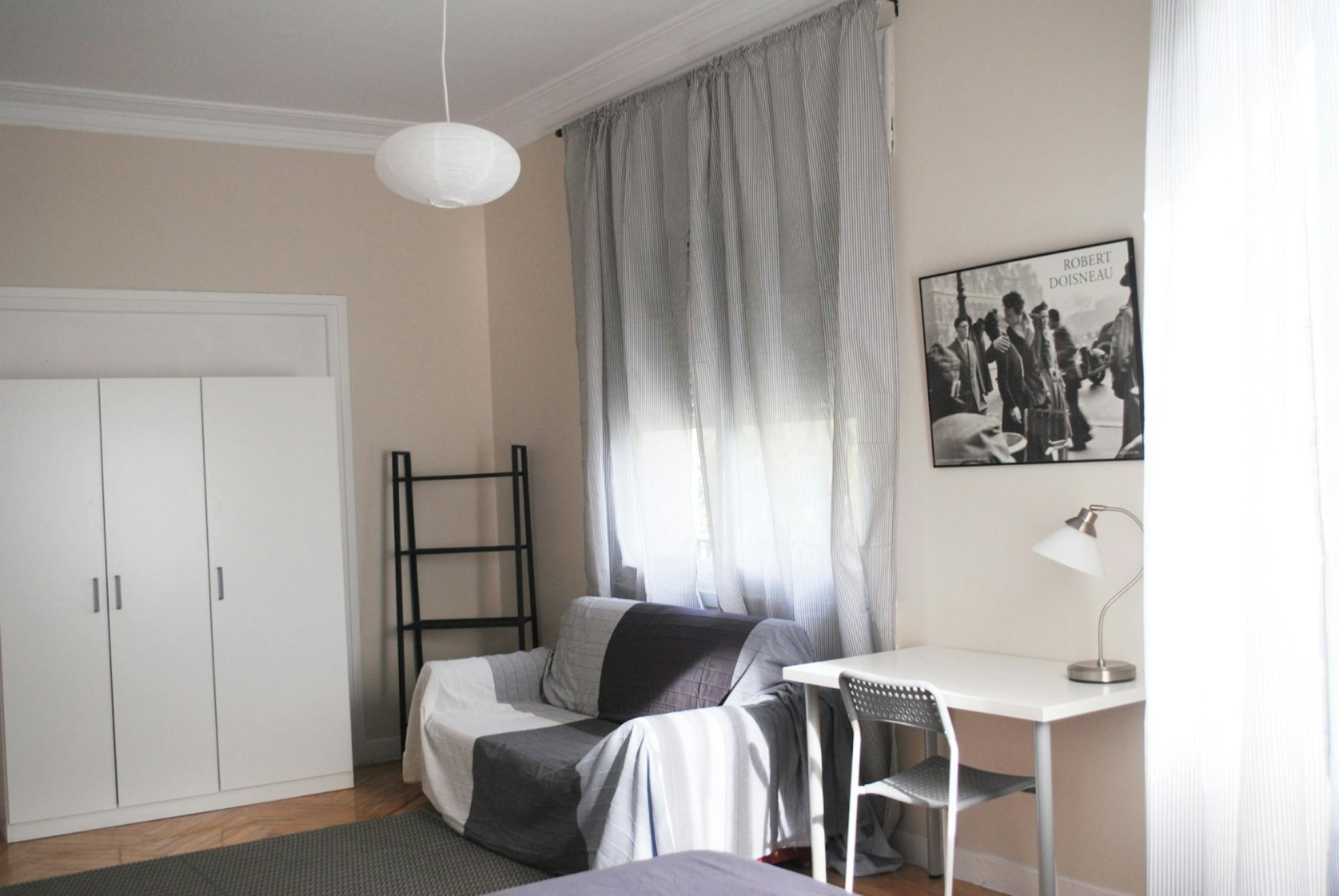 Calle de Serrano, Madrid preview