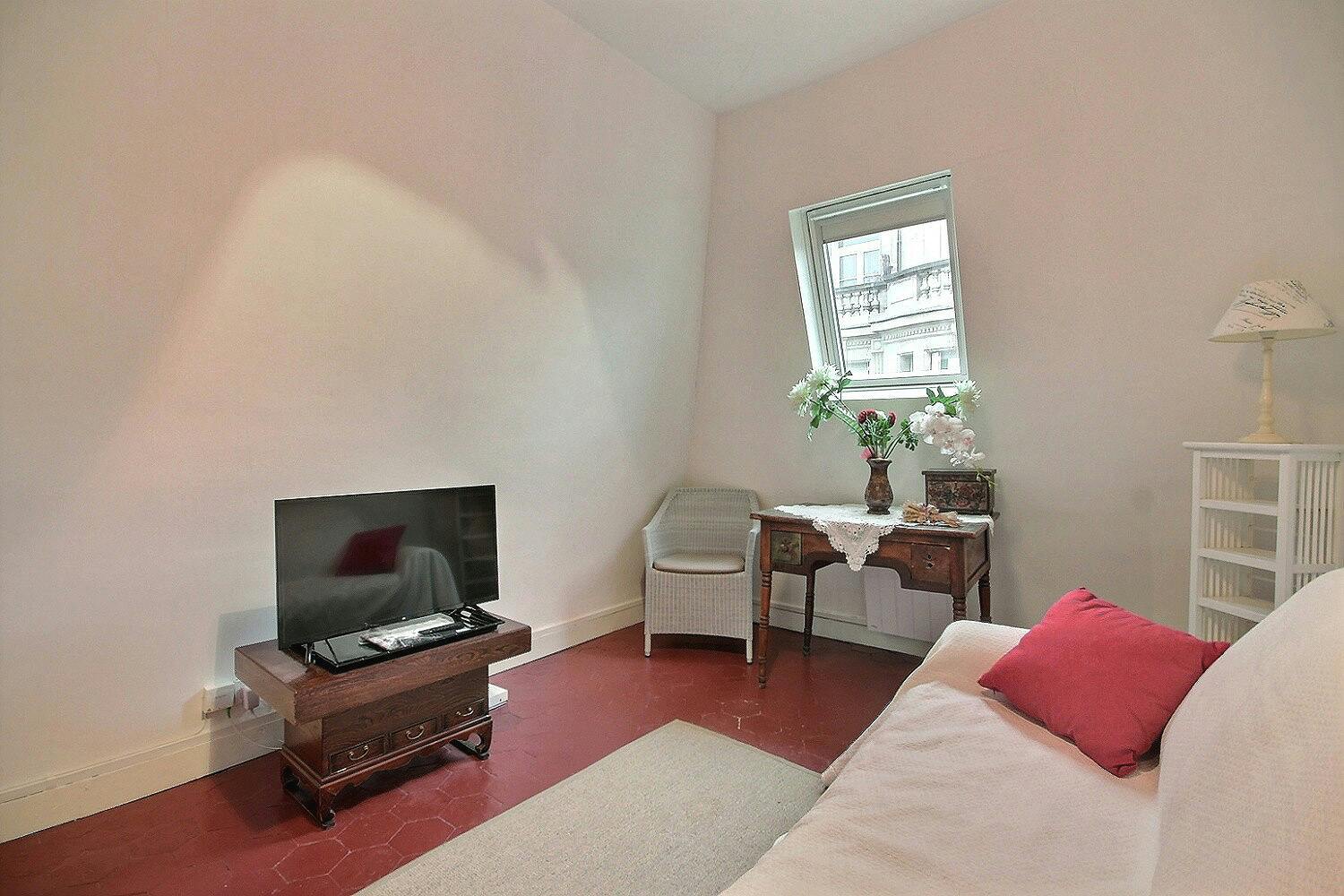 Appartement – Paris, Quartier de la Porte-Dauphine - Plus
