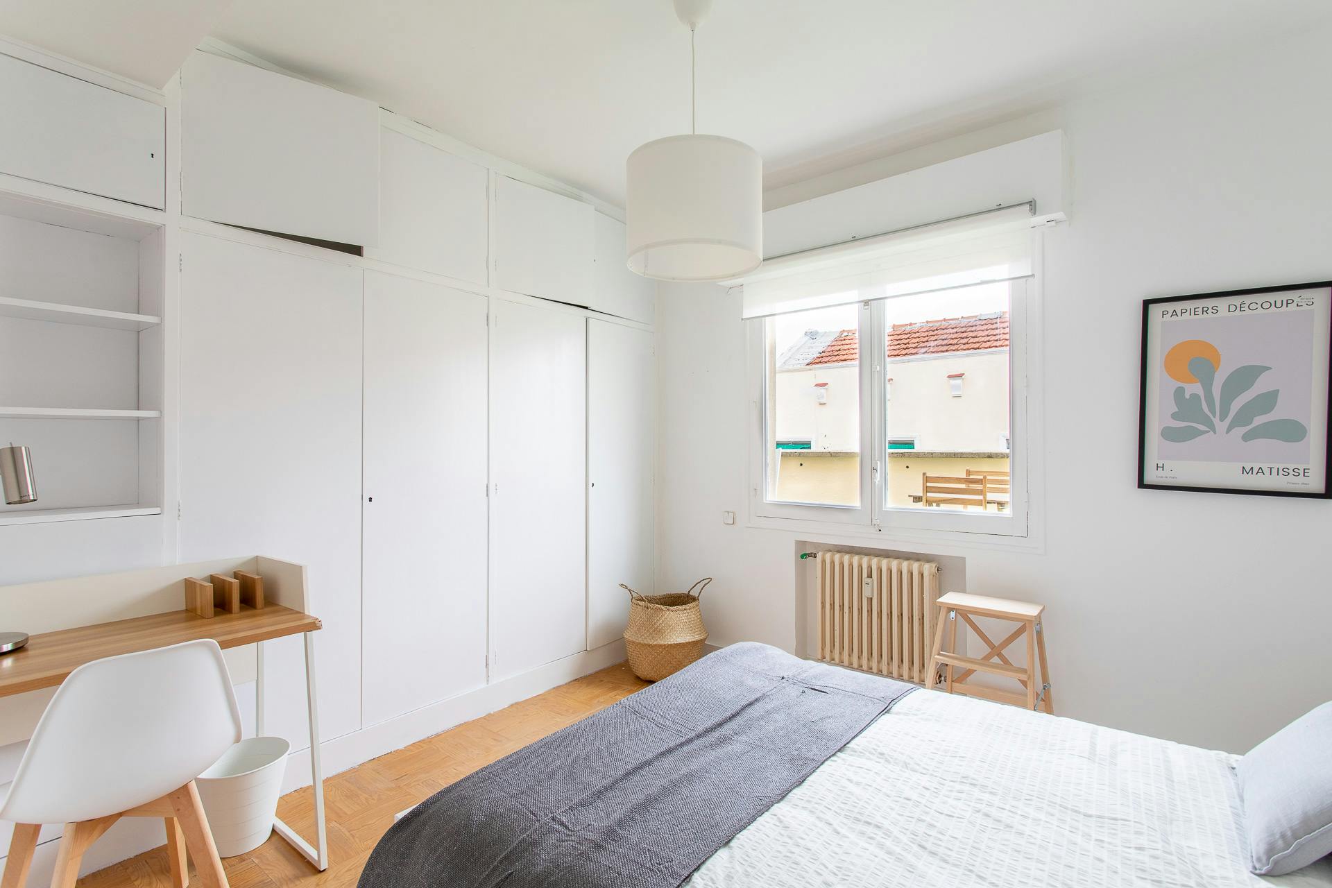 Calle de la Infanta Mercedes, Madrid Madrid