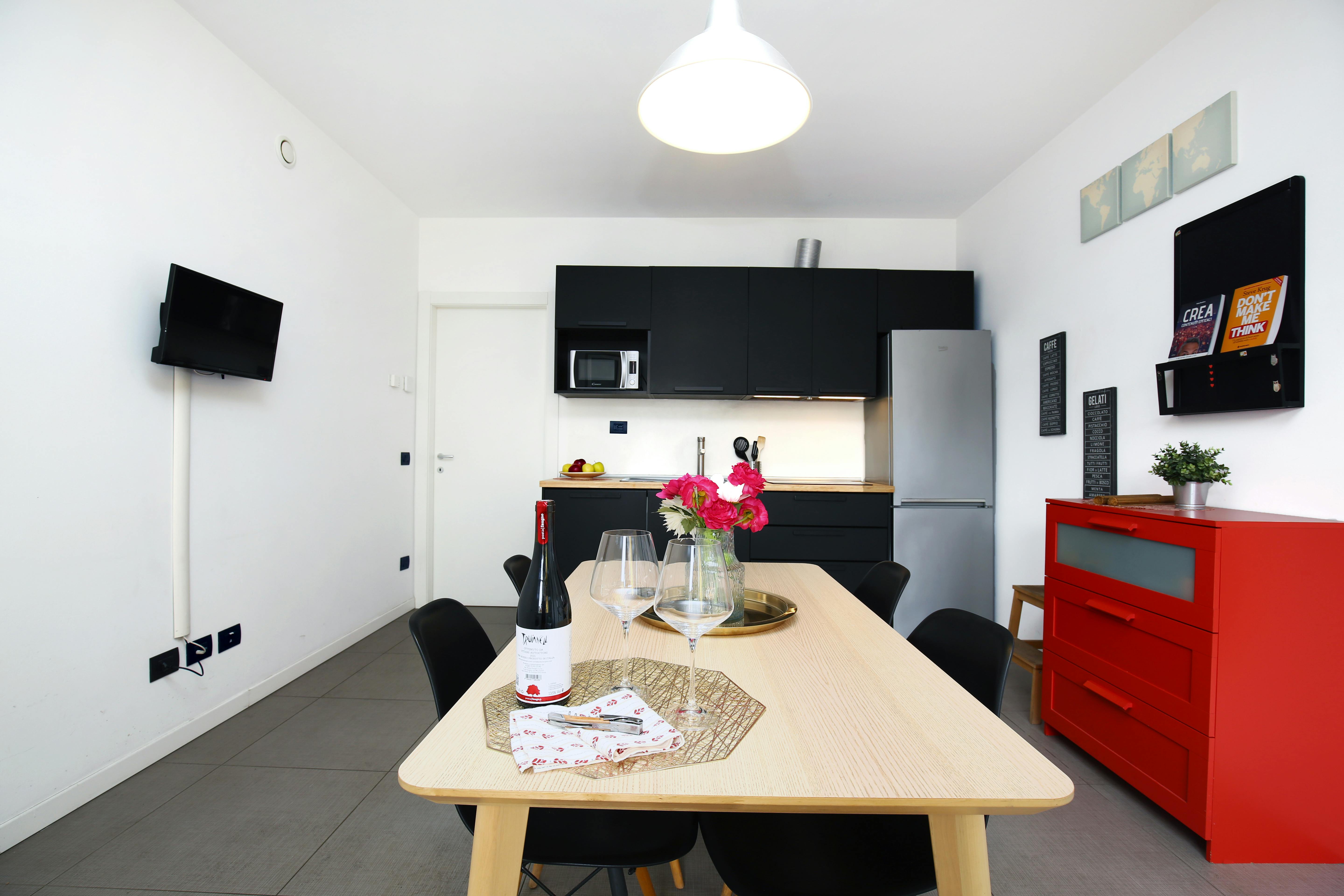 Double room Milan, 1 bed, 9m² — photo 15