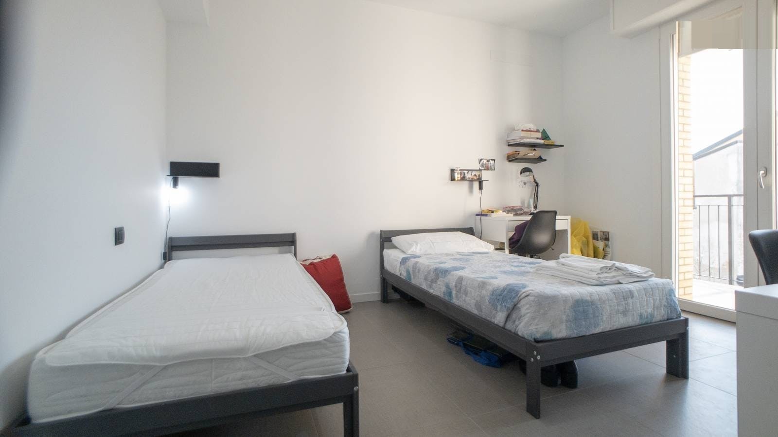 Double room Milan, 1 bed, 9m² — photo 7
