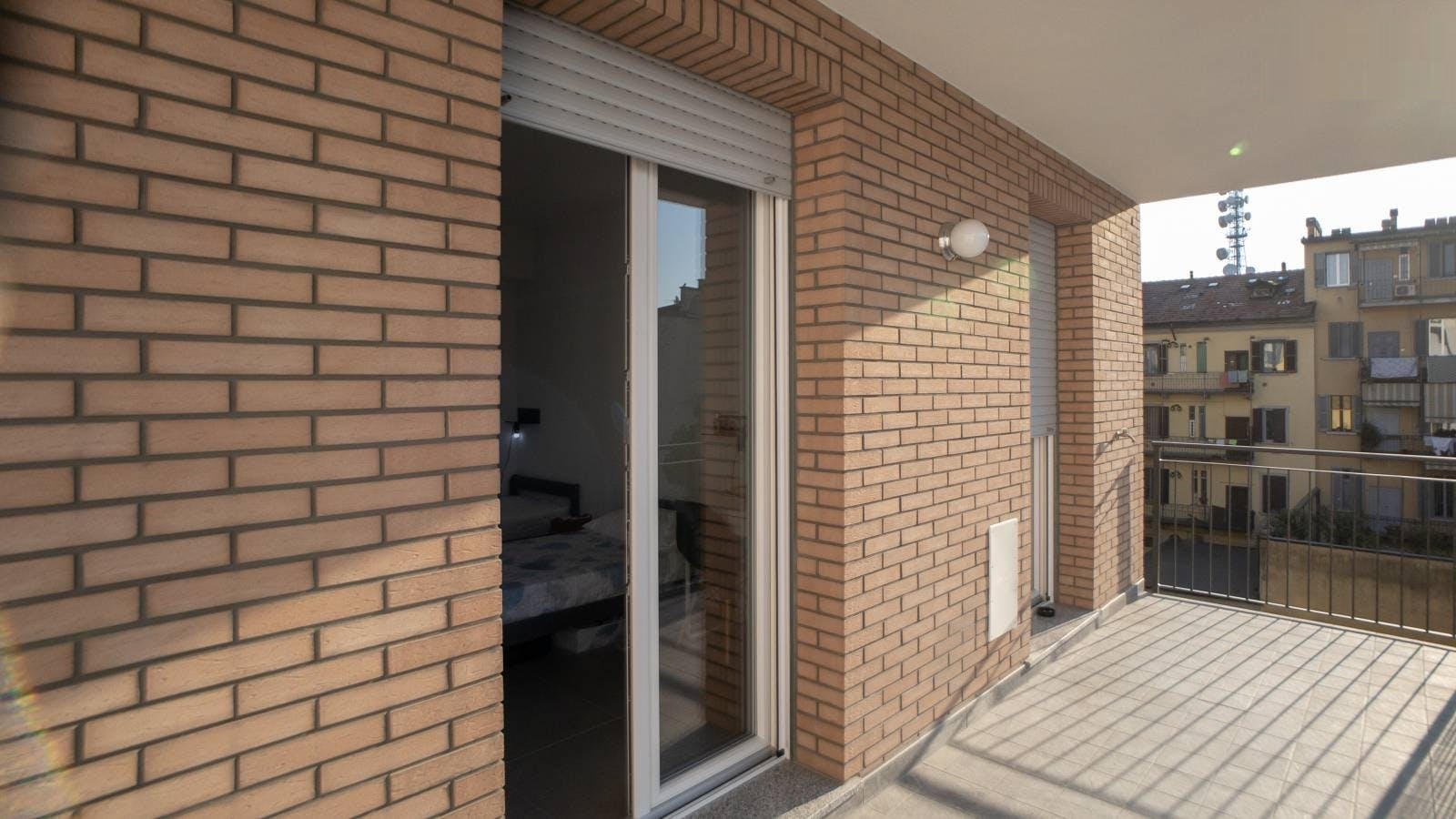 Double room Milan, 1 bed, 9m² — photo 8