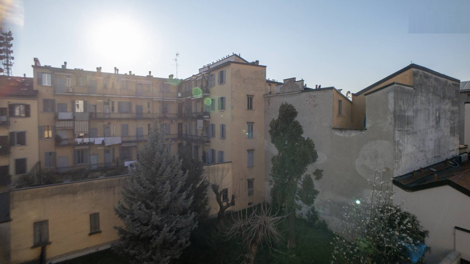 Double room Milan, 1 bed, 9m² — photo 9