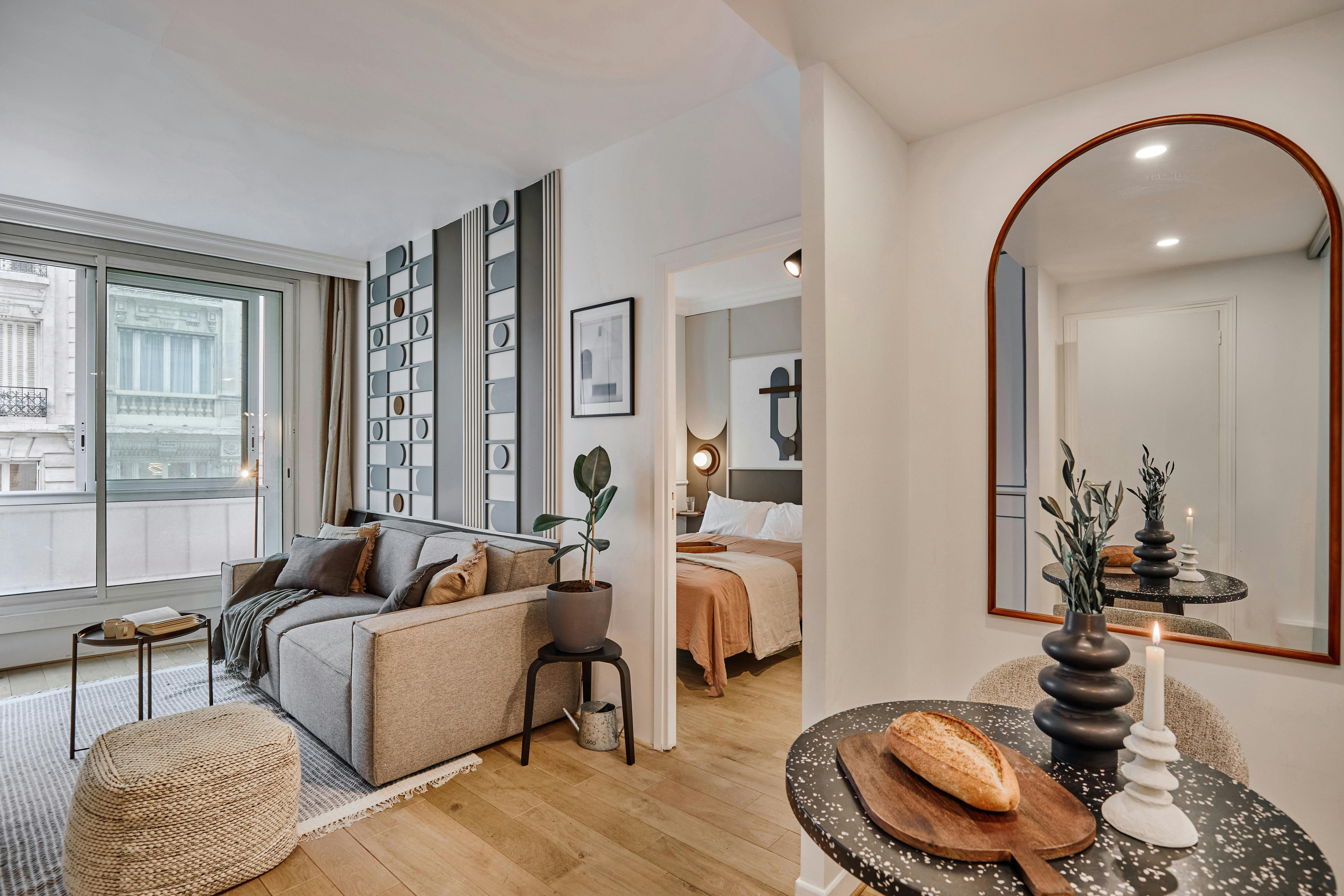 Apartment for rent for €4,653 per month in Paris, Rue Scheffer