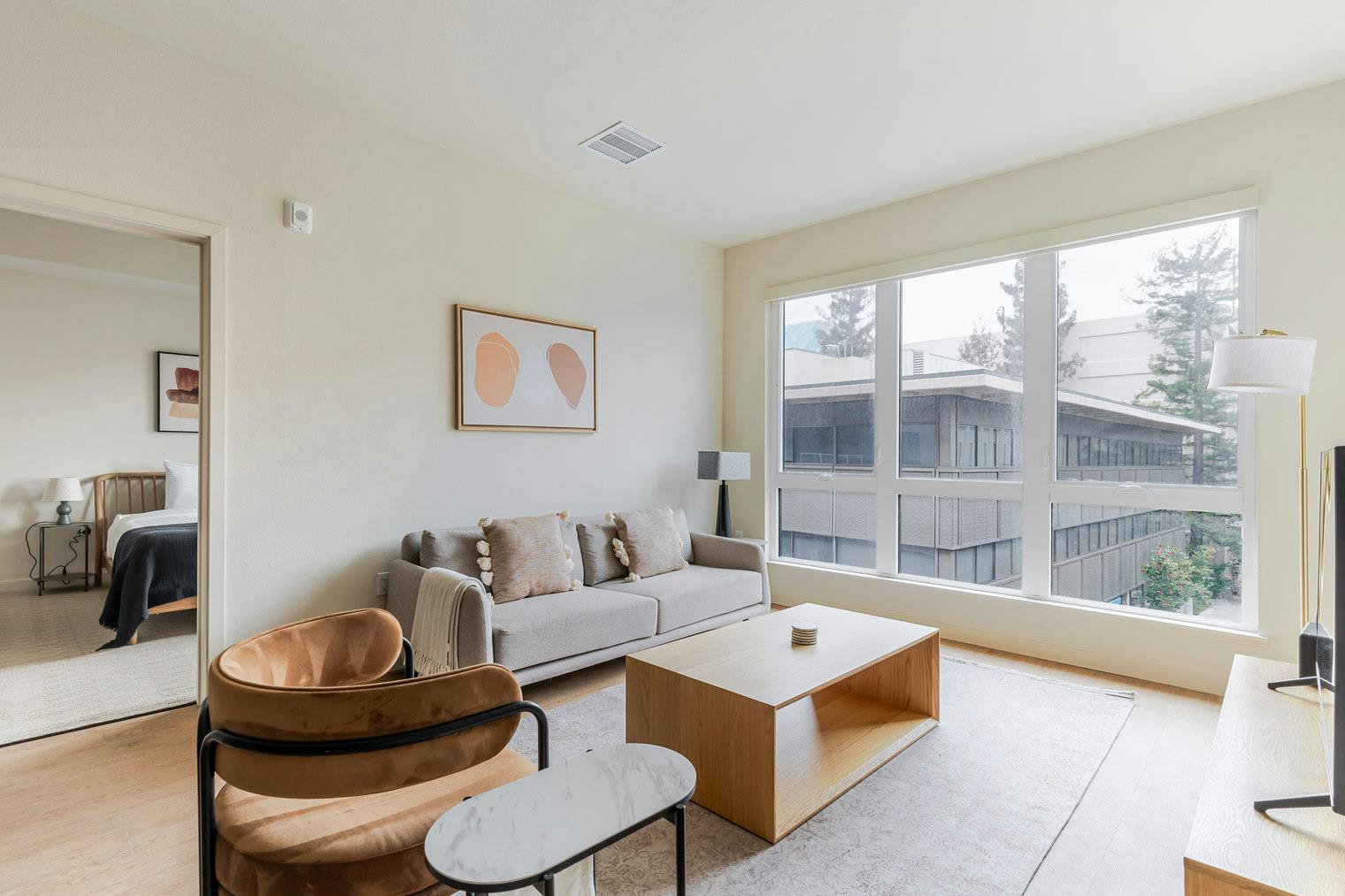 Appartamento in affitto a $4,404 al mese a Oakland, West MacArthur Boulevard