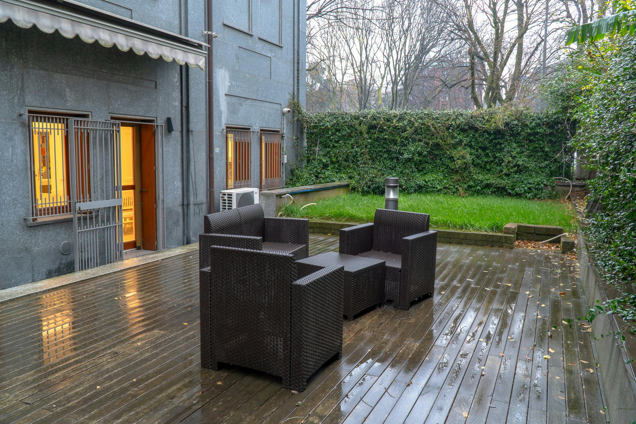 Via Giorgio Pallavicino, Milan