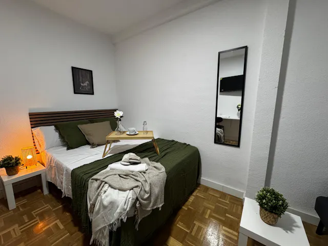 Private room in Calle de Sambara, Madrid (1600820) room image 2