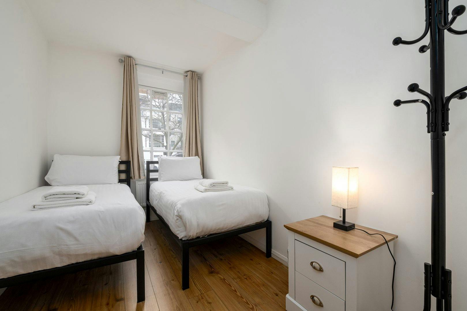 Apartment London, 2 beds — photo 11