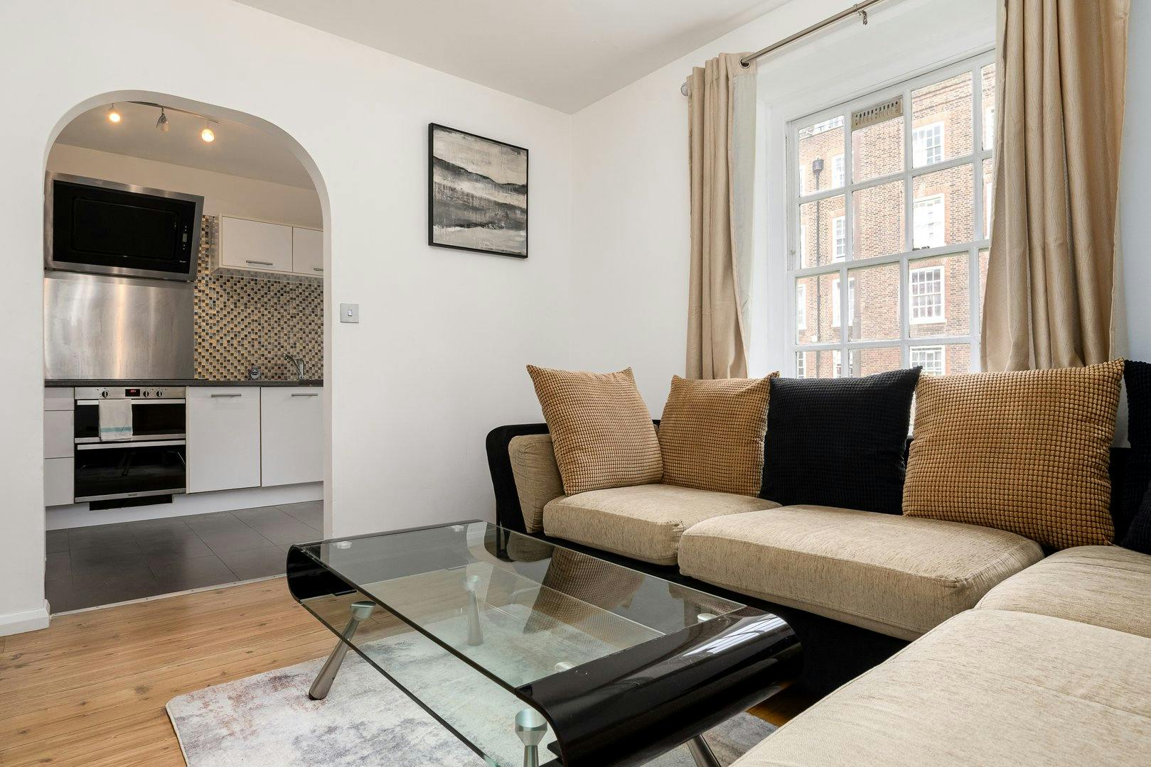 Apartment London, 2 beds — photo 6