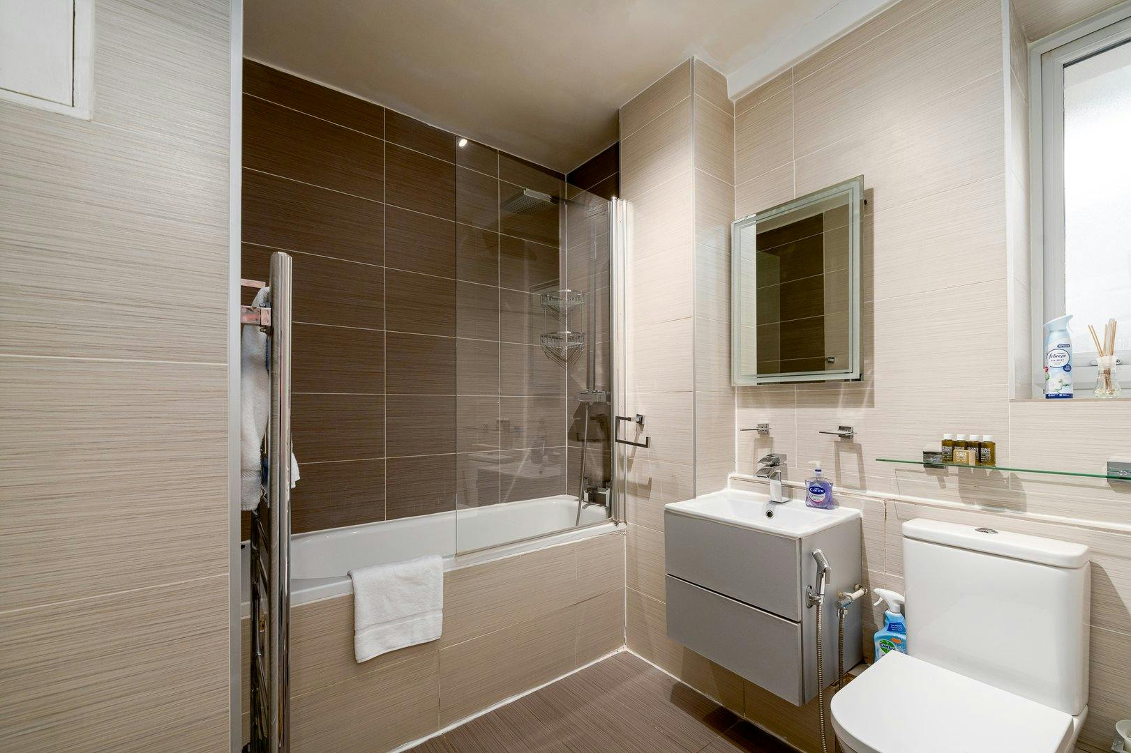 Apartment London, 2 beds — photo 10