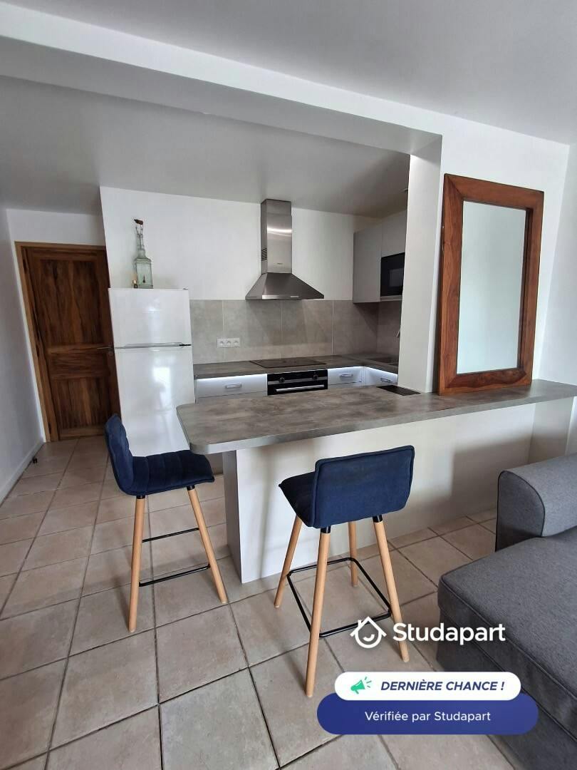 Pièce à Mougins