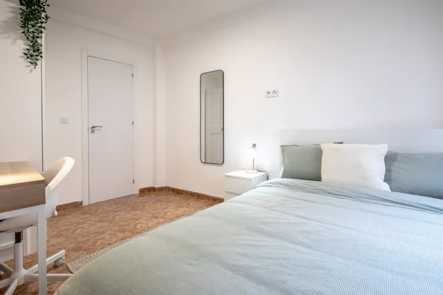 Private room in Carrer de Mendizábal, Valencia (1601201) room image 2