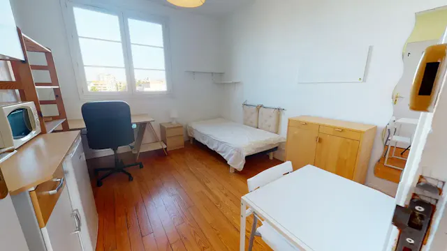 Private room in Boulevard Mansart, Dijon (1601692) room image 1