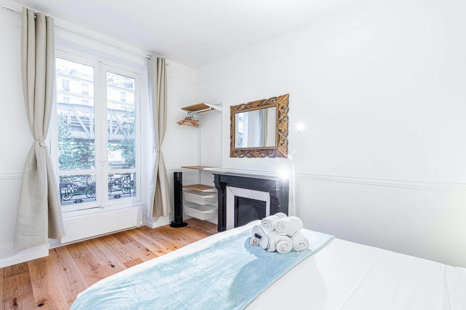 Apartment for rent for €3,150 per month in Paris, Boulevard Garibaldi