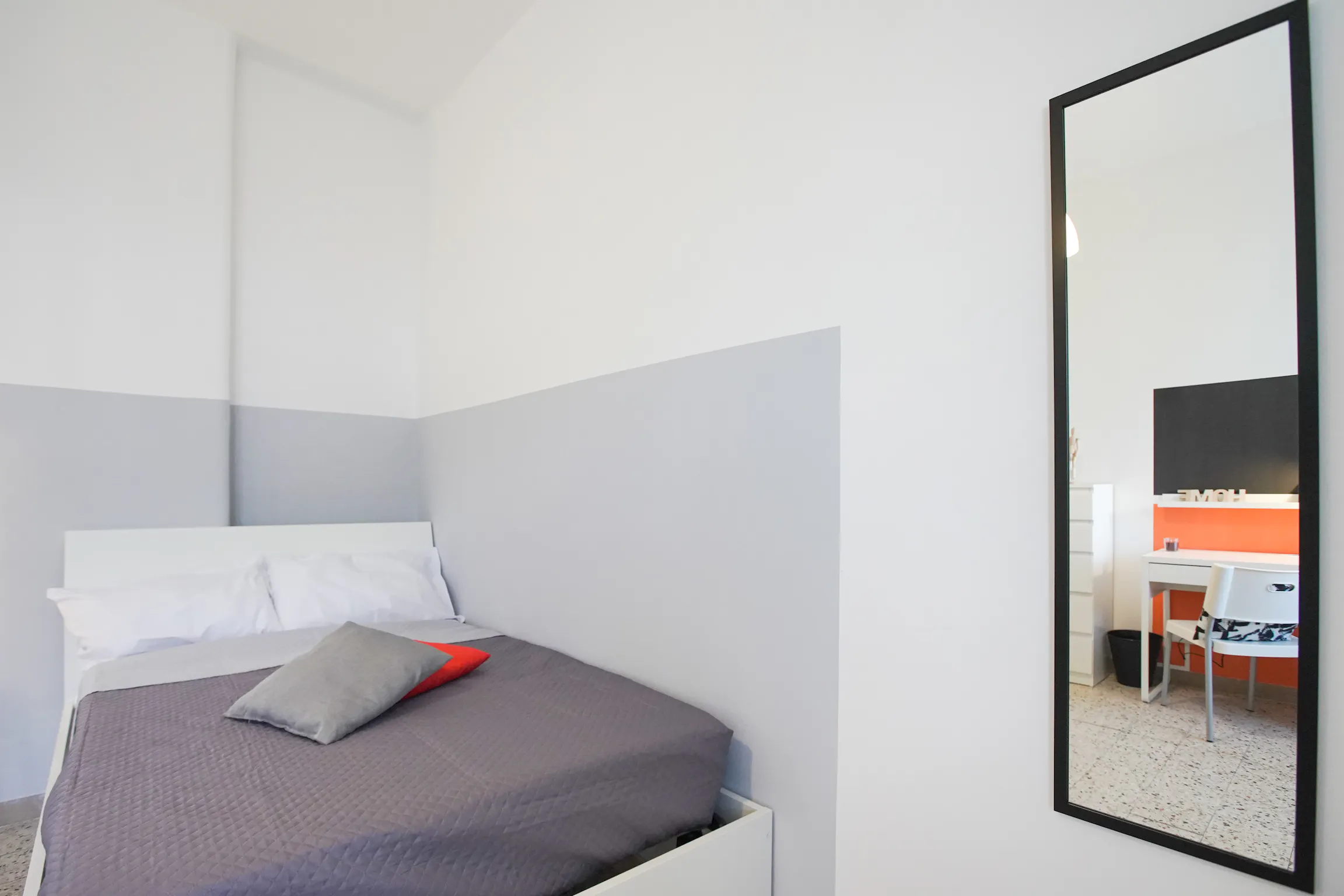 Private room in Viale Colli Aminei, Naples 4