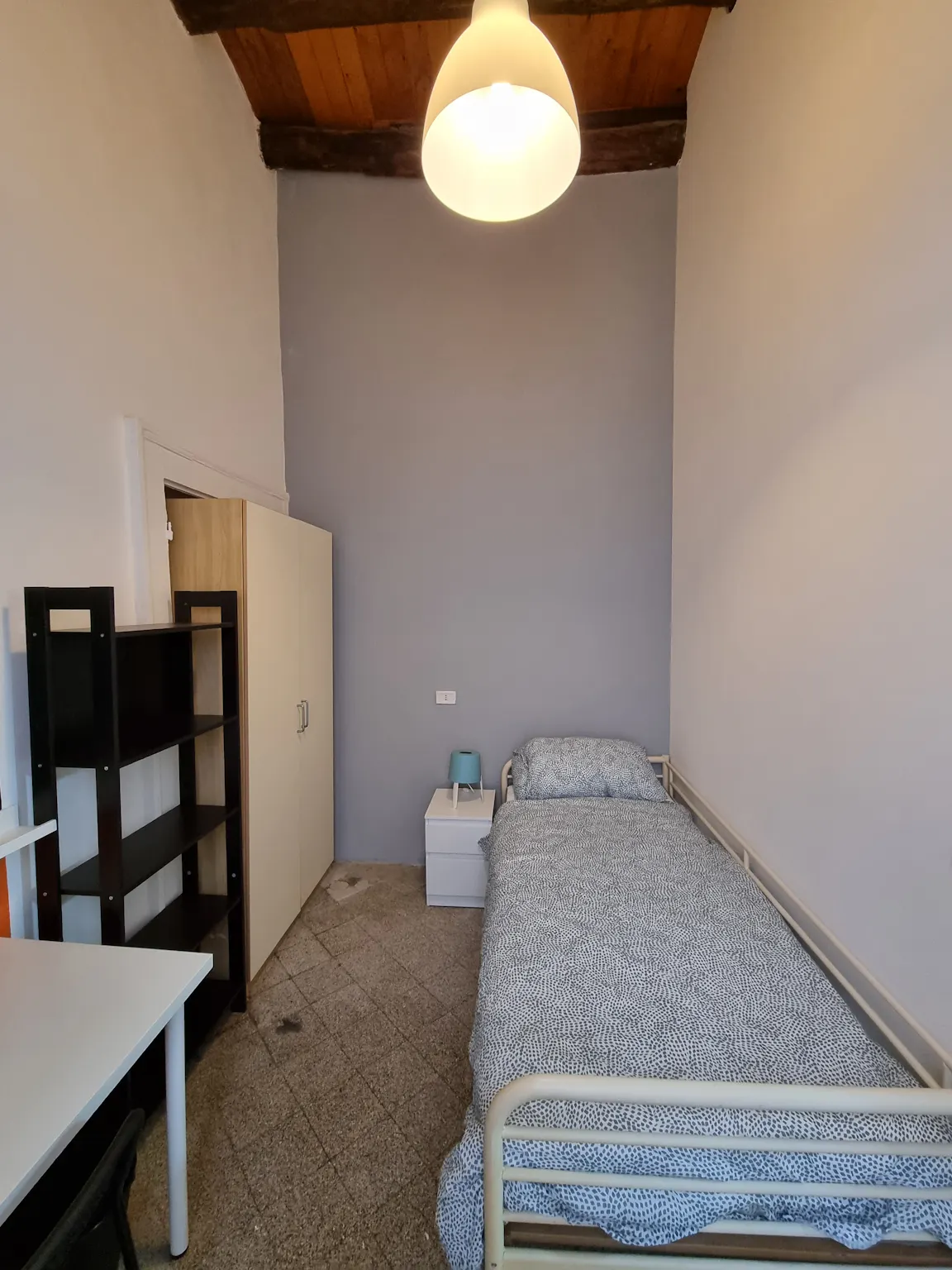 Private room in Via Pietro Trinchera, Naples 3