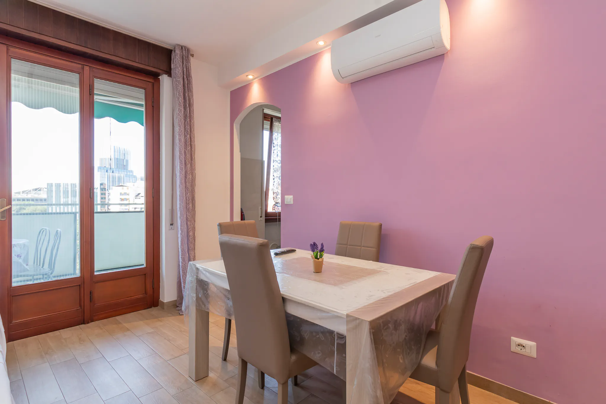 Via Alcuino, Milan preview