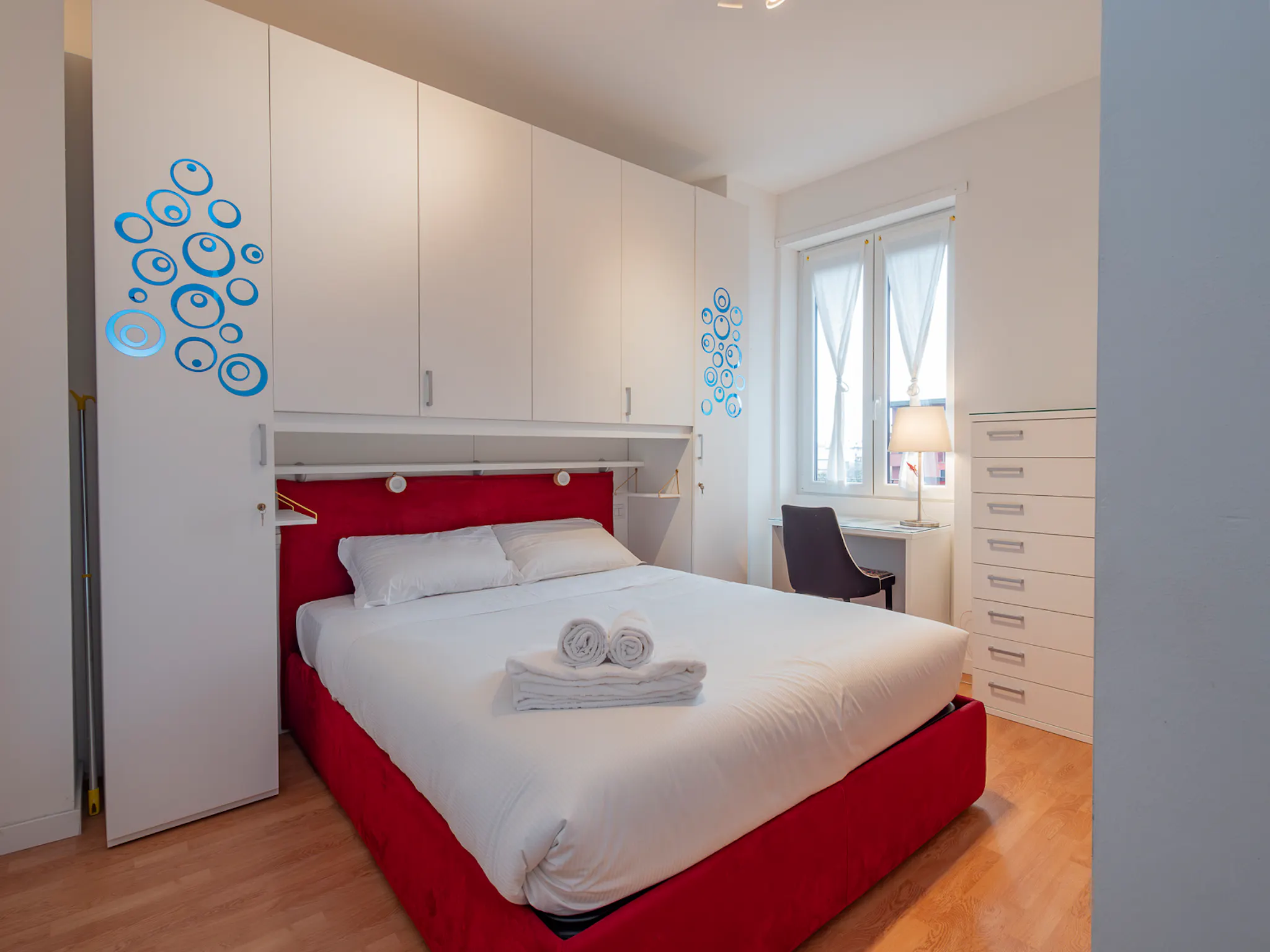 Via Giovanni Scheiwiller, Milan preview