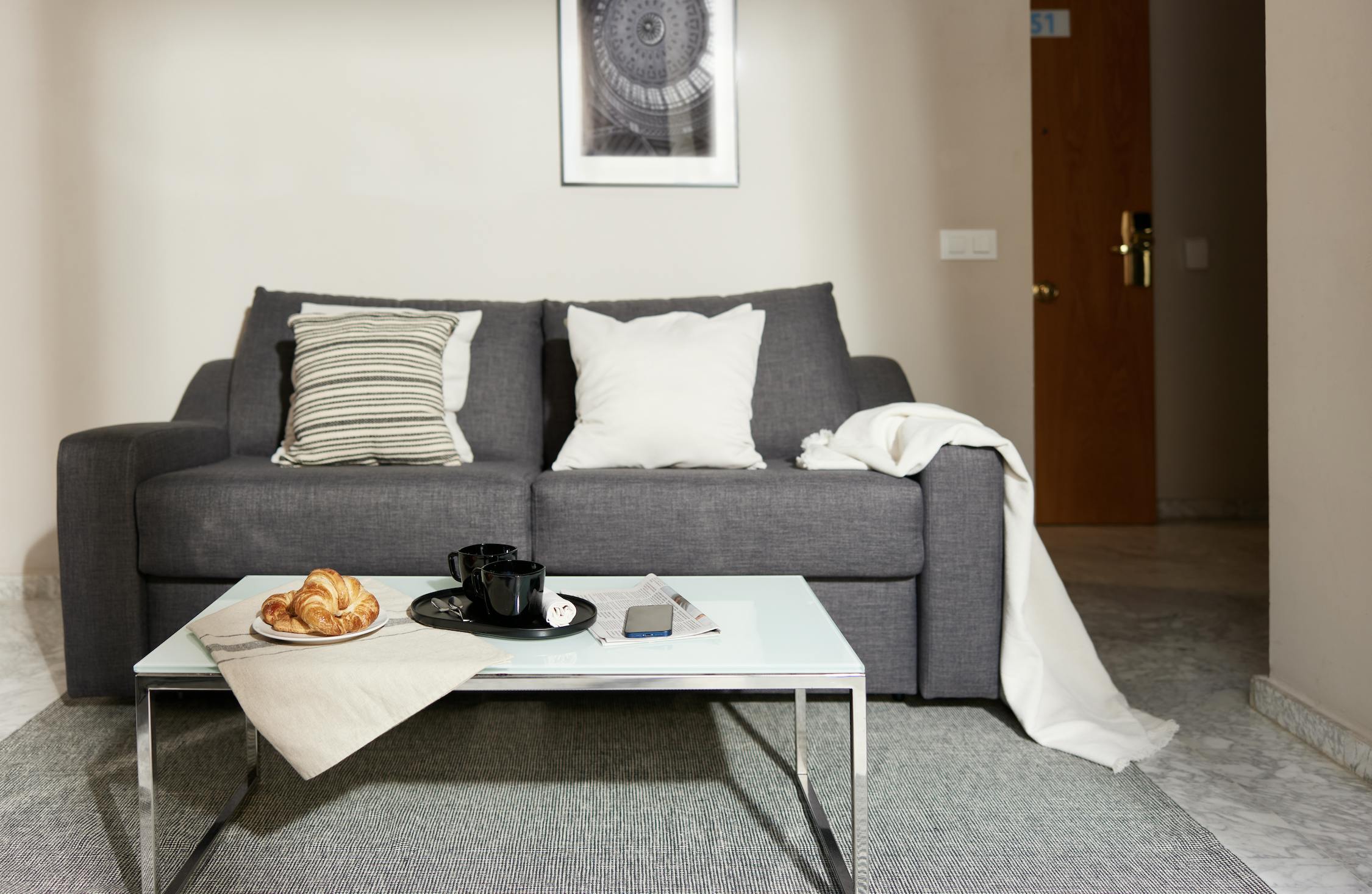 Apartment for rent for €1,900 per month in Valencia, Carrer dels Gascons