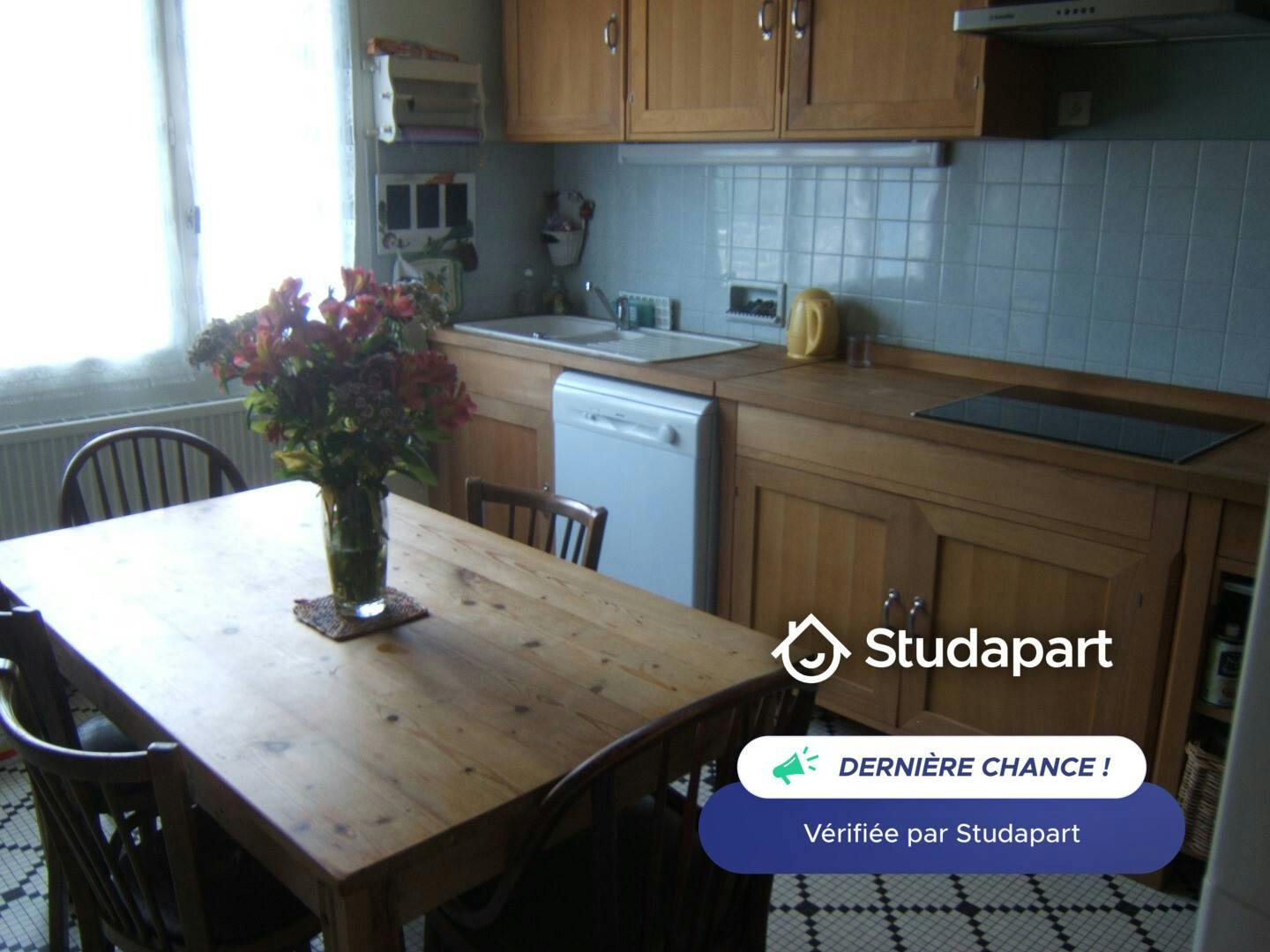 Отдельная комната сдается в аренду за 273 € в месяц в Saint-Nazaire, Route de la Villes Bousseau