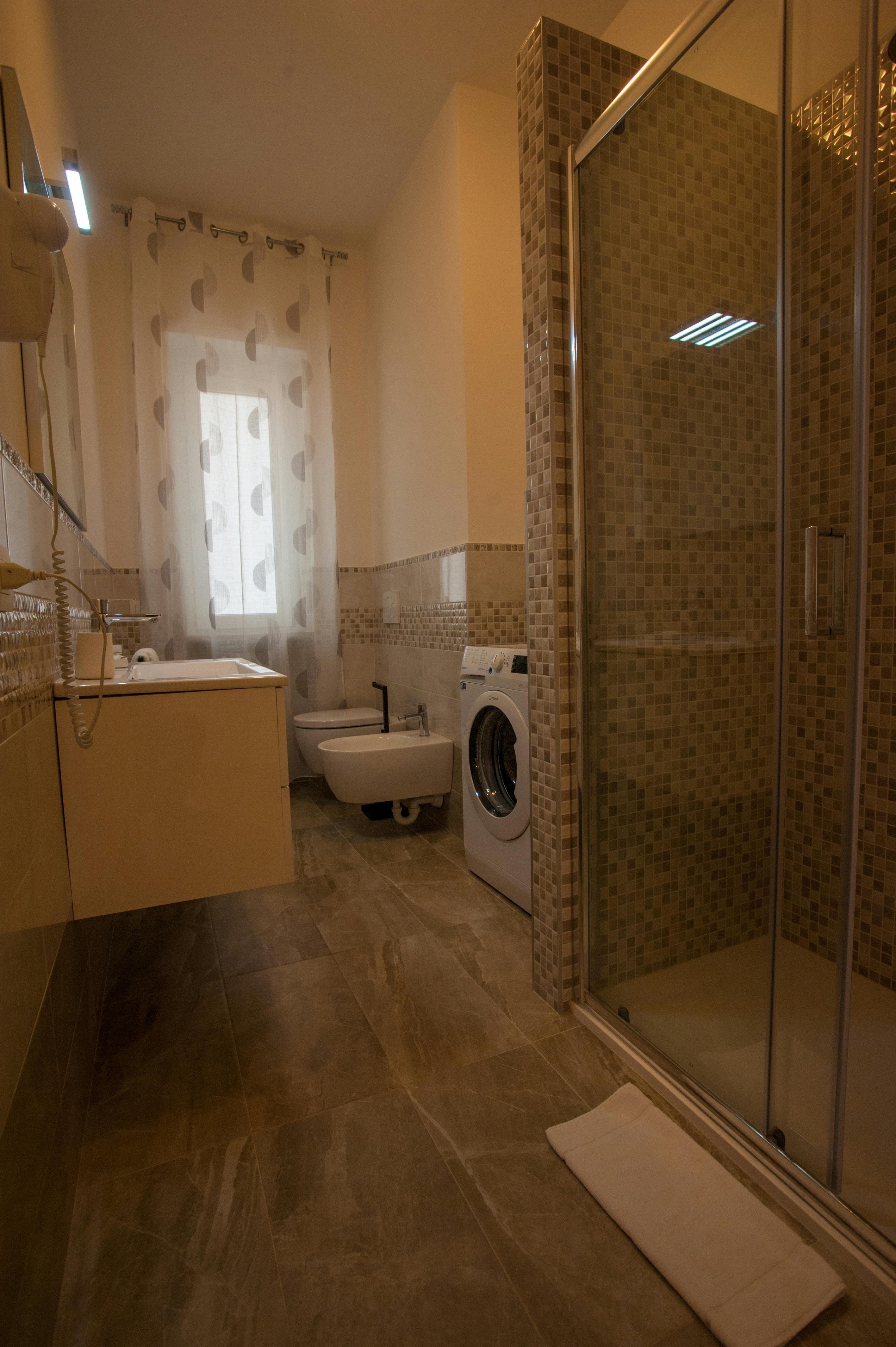 Single room Verona, 1 bed, 17m² — photo 1
