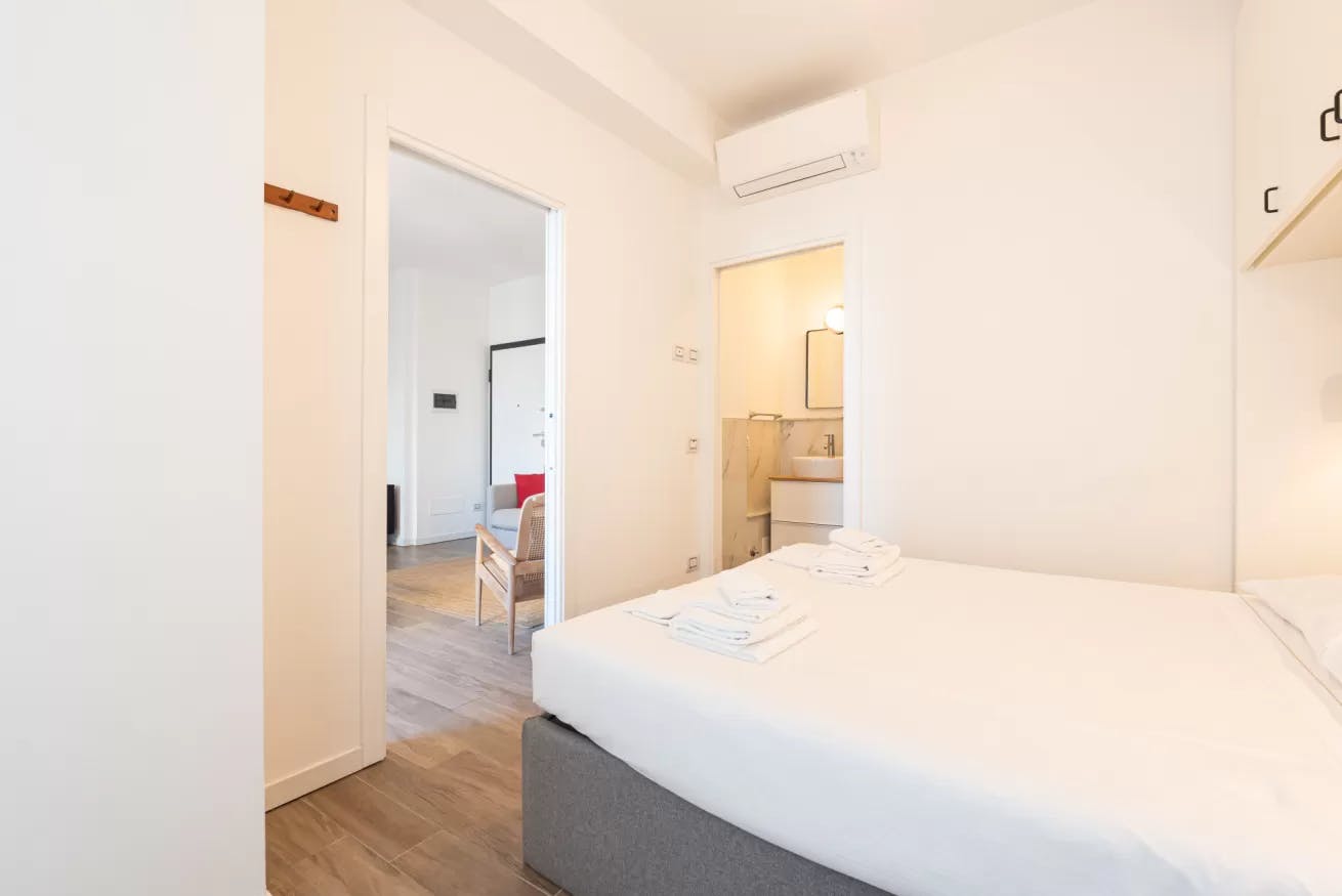 Apartment Milan, 1 bed — photo 10