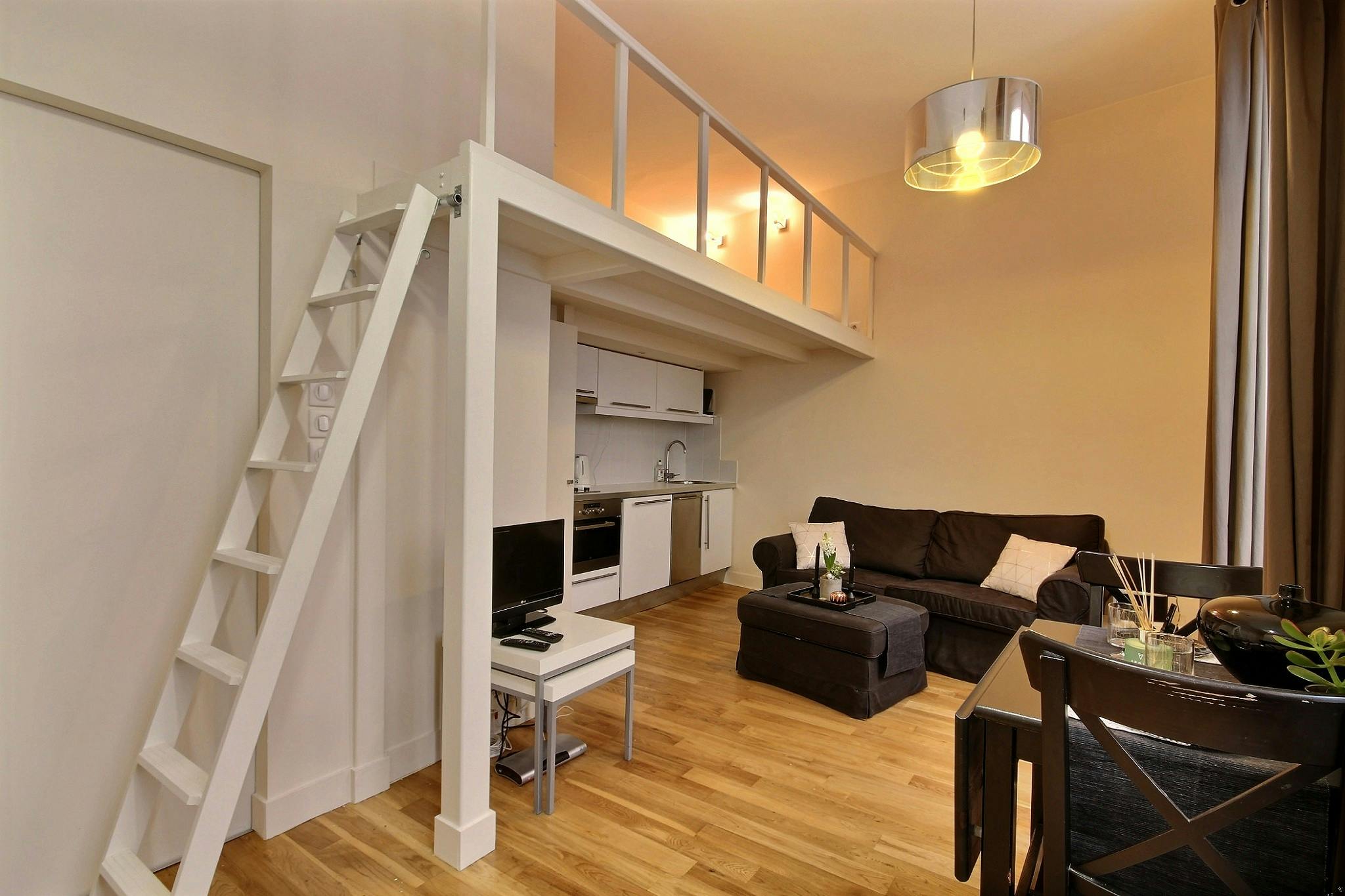 Rue Notre Dame de Bonne Nouvelle, Paris preview