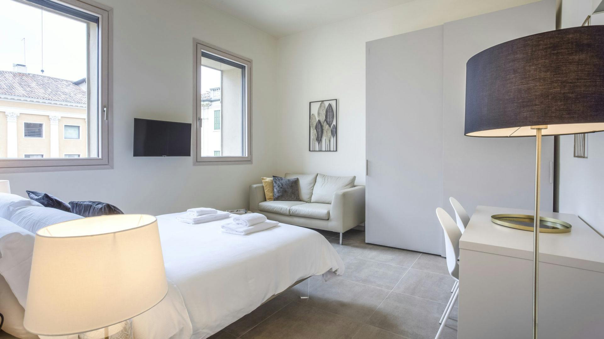 Garsonieră de închiriat pentru 2.500 EUR pe lună în Padova, Piazzetta della Garzeria