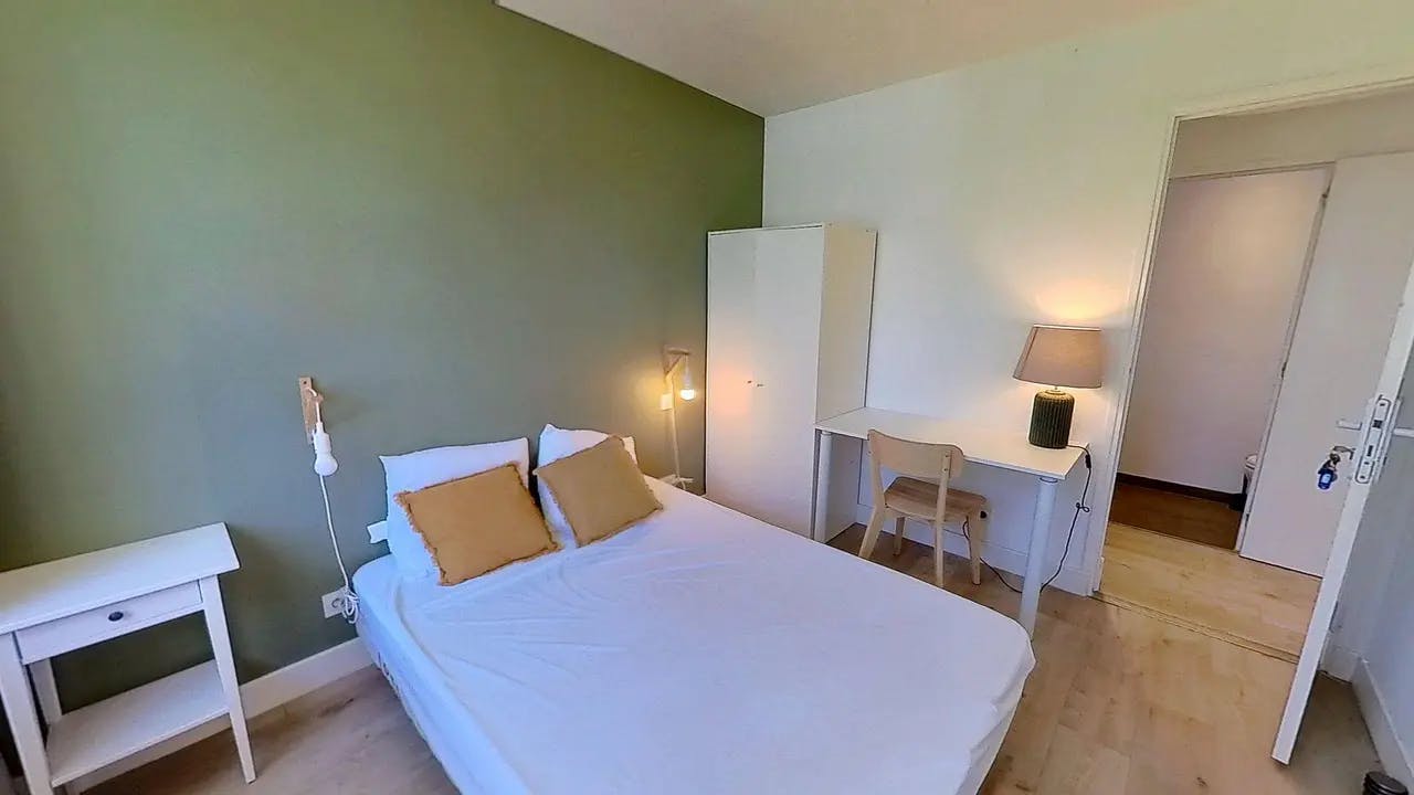 Rue Calixte Camelle, Talence preview