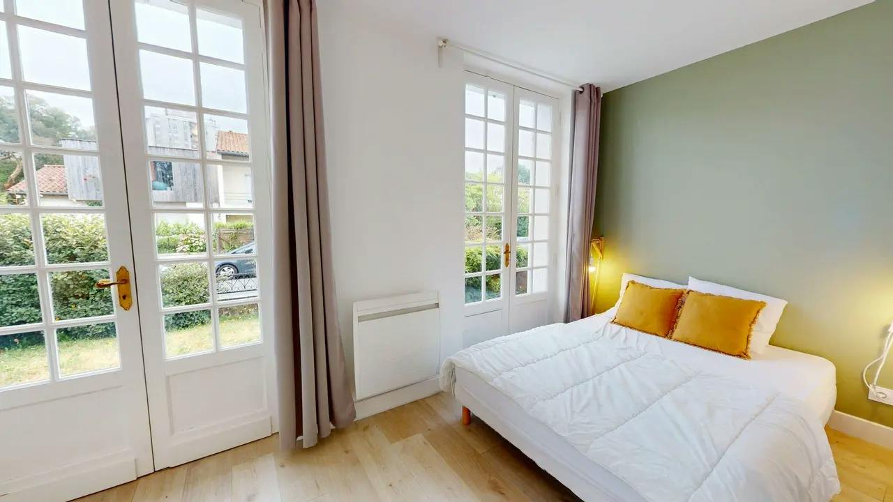 Rue Calixte Camelle, Talence preview