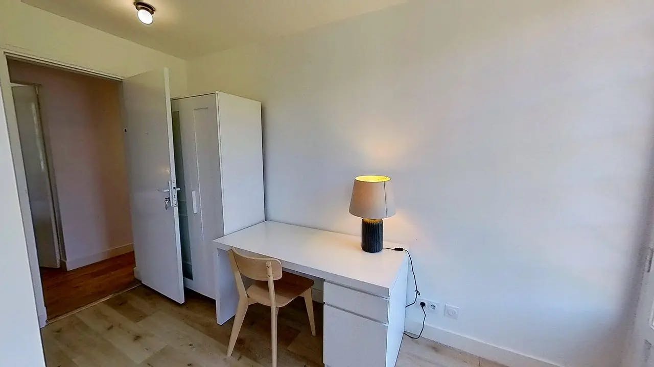 Apartment Talence, 1 bed, 11m² — photo 14