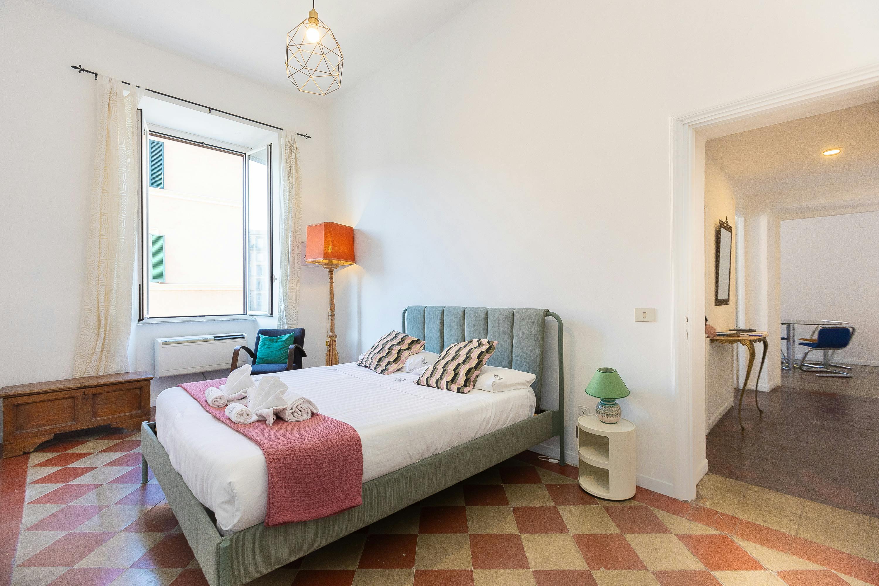 Piazza di San Cosimato, Rome