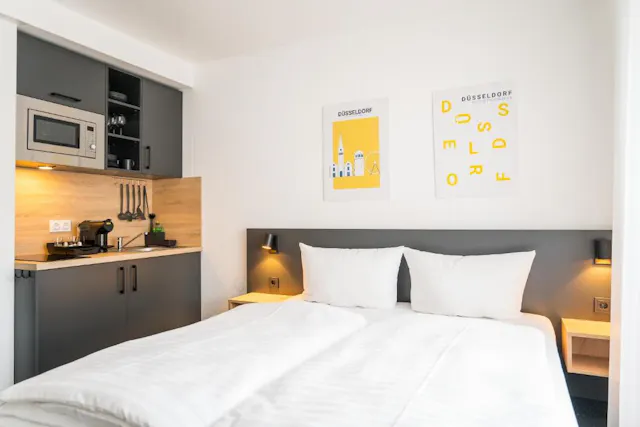 Apartment in Talstraße, Düsseldorf (1602973) room image 1