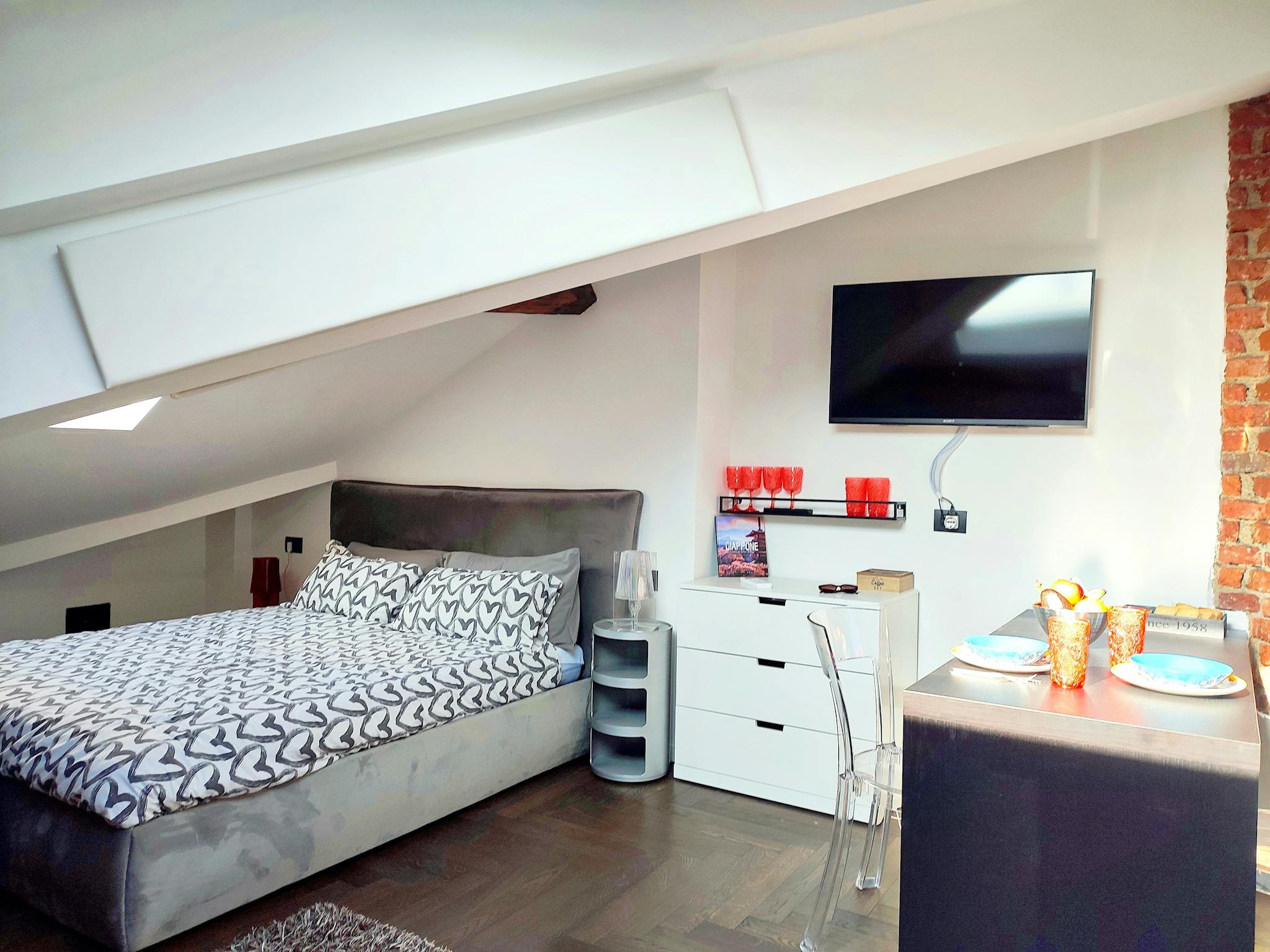 Via Giosuè Carducci, Milan preview