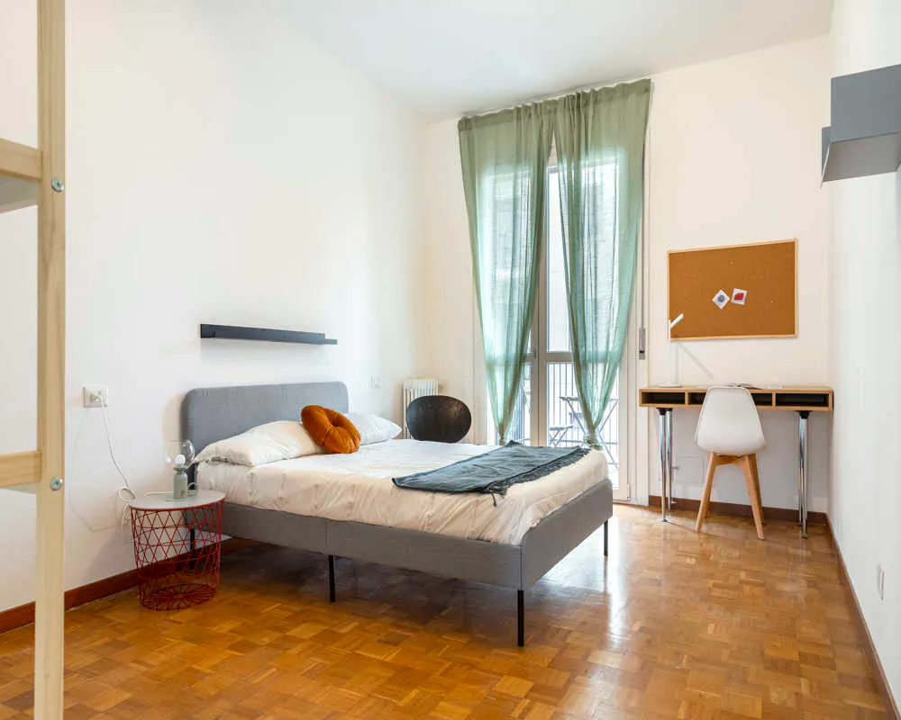 Private room in Via Francesco Reina, Milan (1603048) ROOM 2