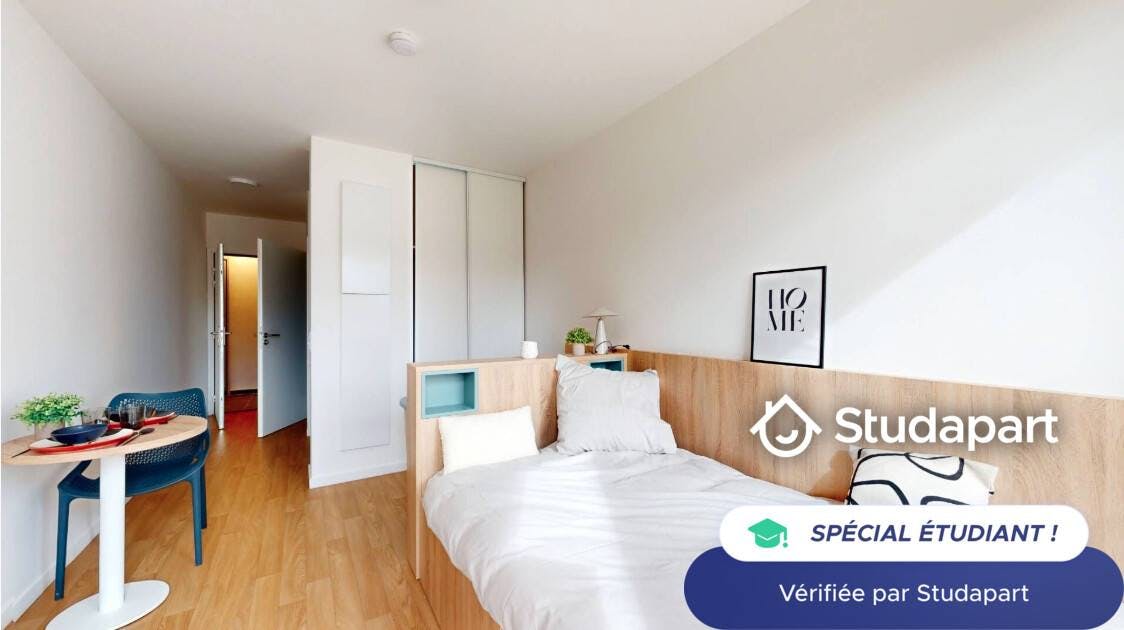 WG-Zimmer zu mieten für 444 € pro Monat in Bourges, Rue de la Salle d'Armes