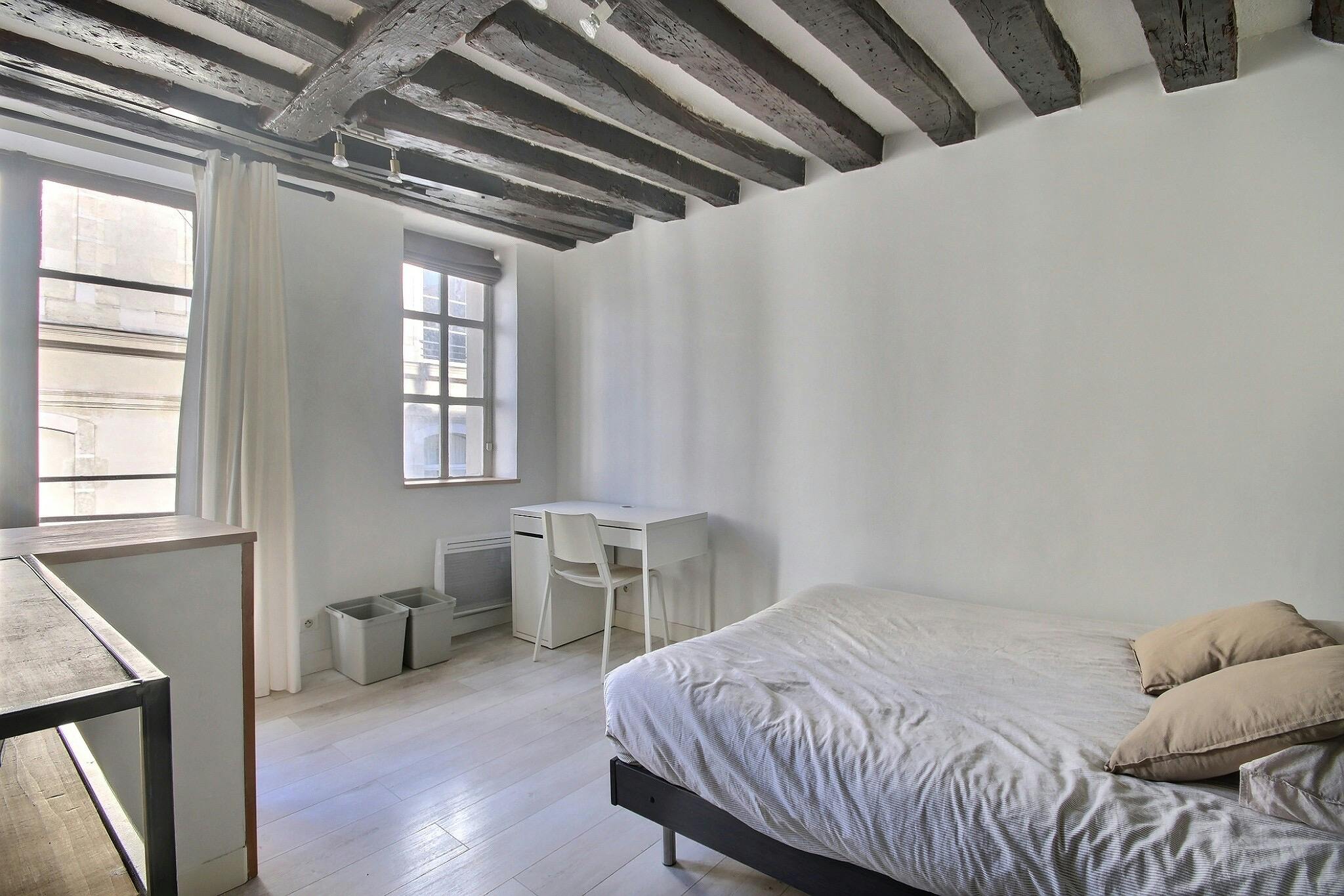 Rue de Cléry, Paris preview