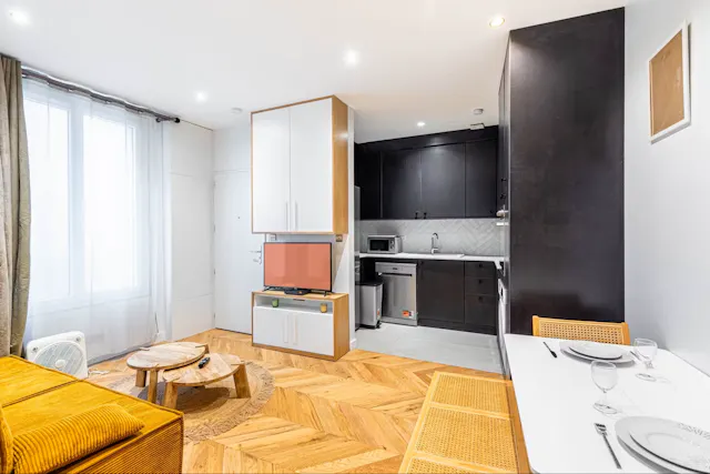 1-Bedroom Apartment in Rue Pierre Dupont, Paris (1603750) room image 1