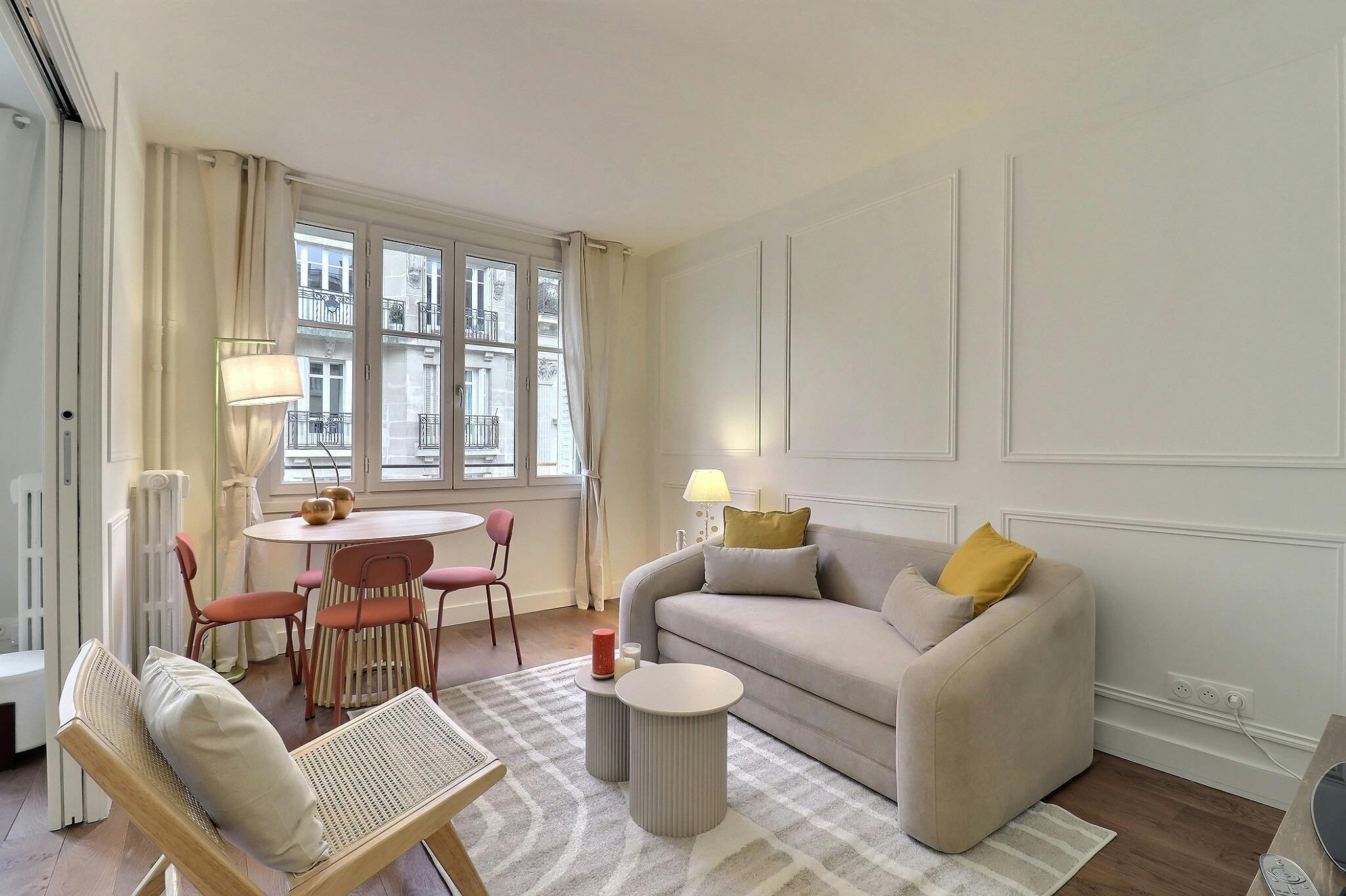 Rue Guersant, Paris preview