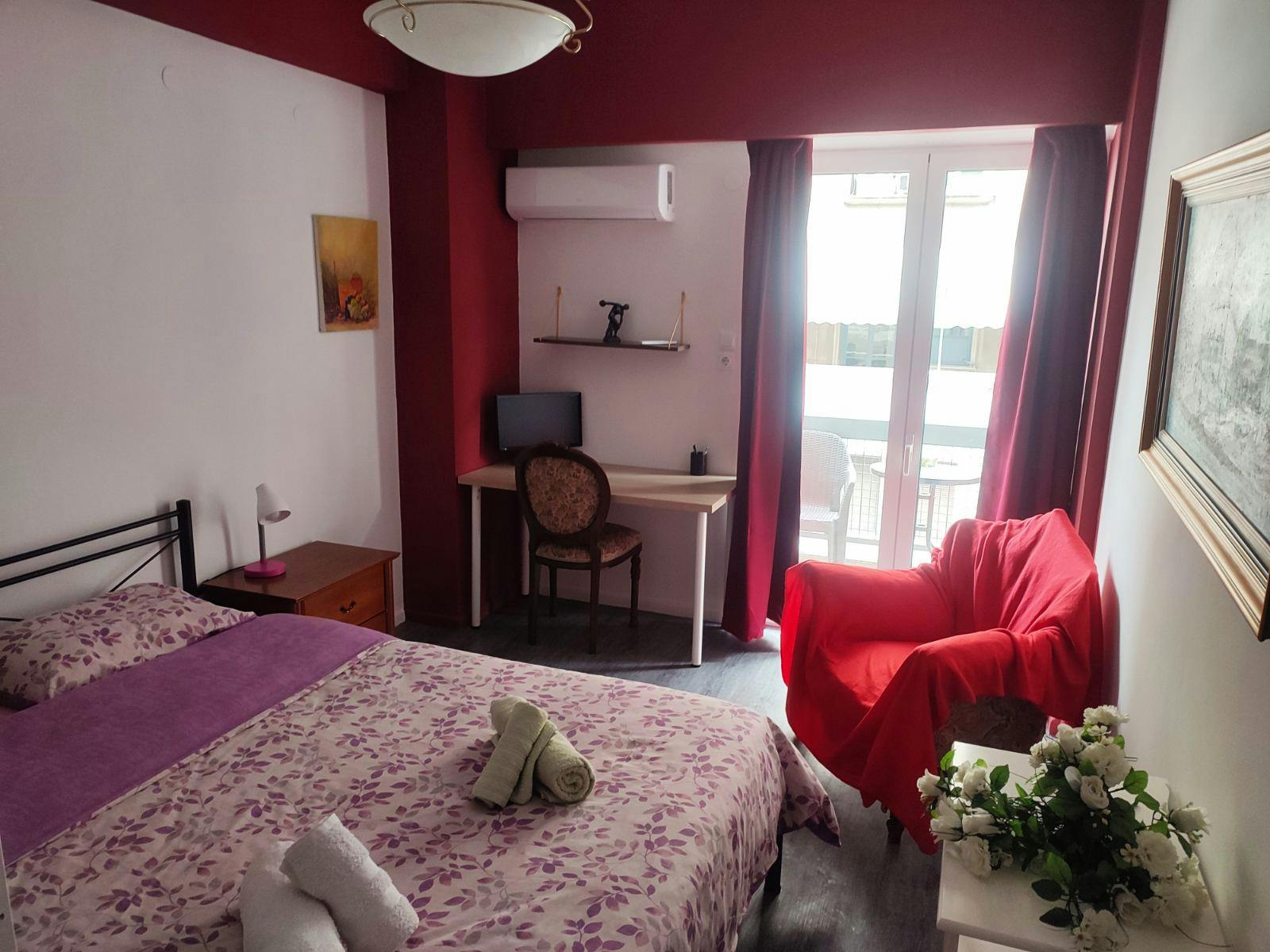 Private room for rent for €480 per month in Athens, Marni