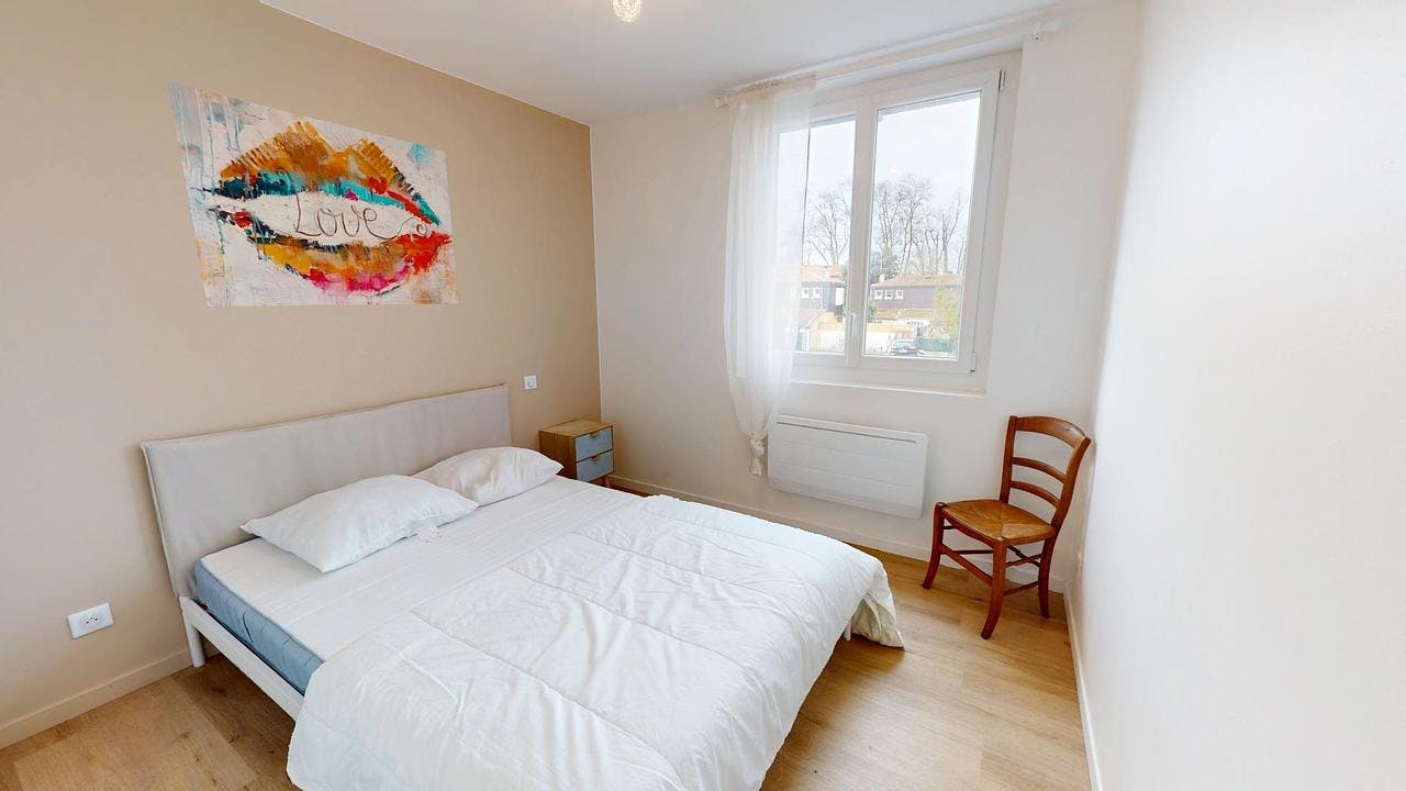 Private room for rent on Rue Etienne Duperat, Bordeaux